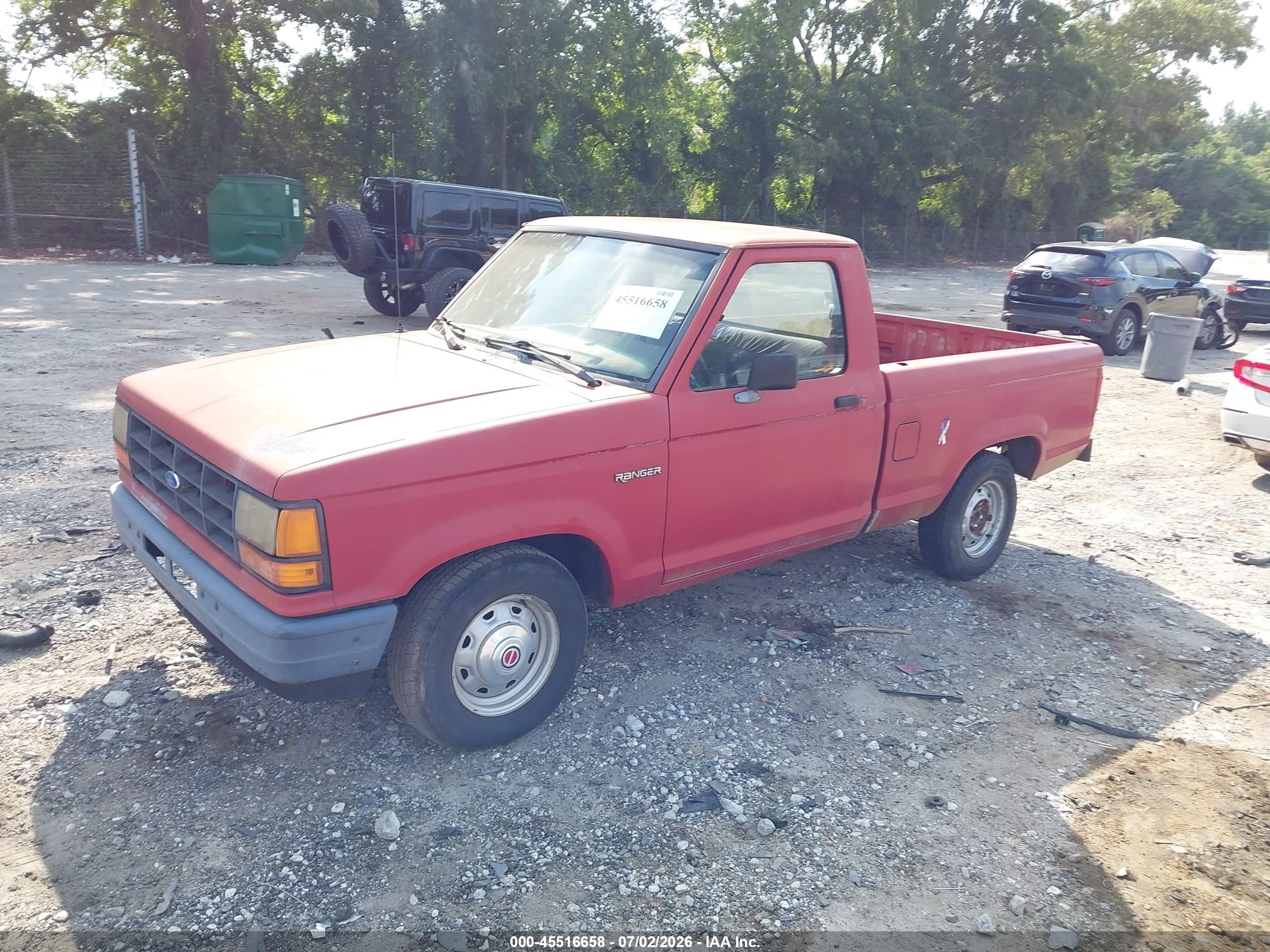 1989 Ford Ranger   Red vin: 1FTCR10A8KUC36702