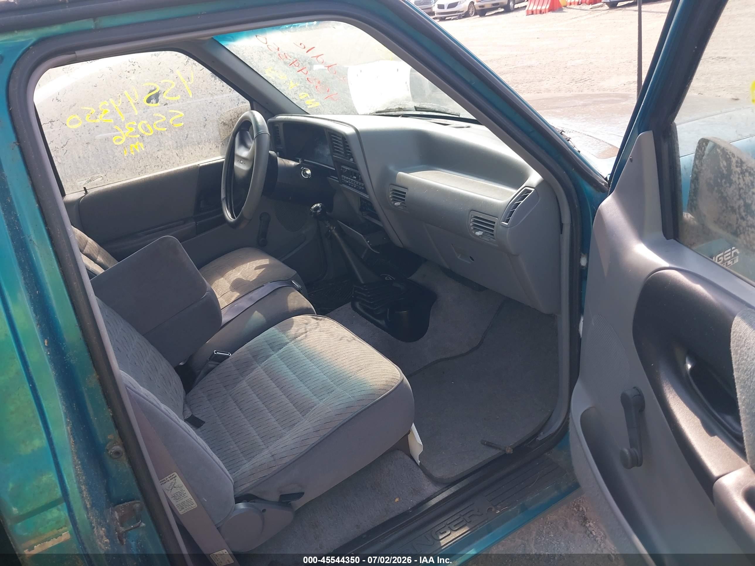 1993 Ford Ranger   Зеленый vin: 1FTCR10A8PPB74711