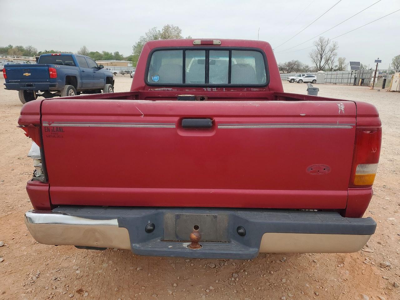 1994 Ford Ranger Red vin: 1FTCR10A8RPC53119