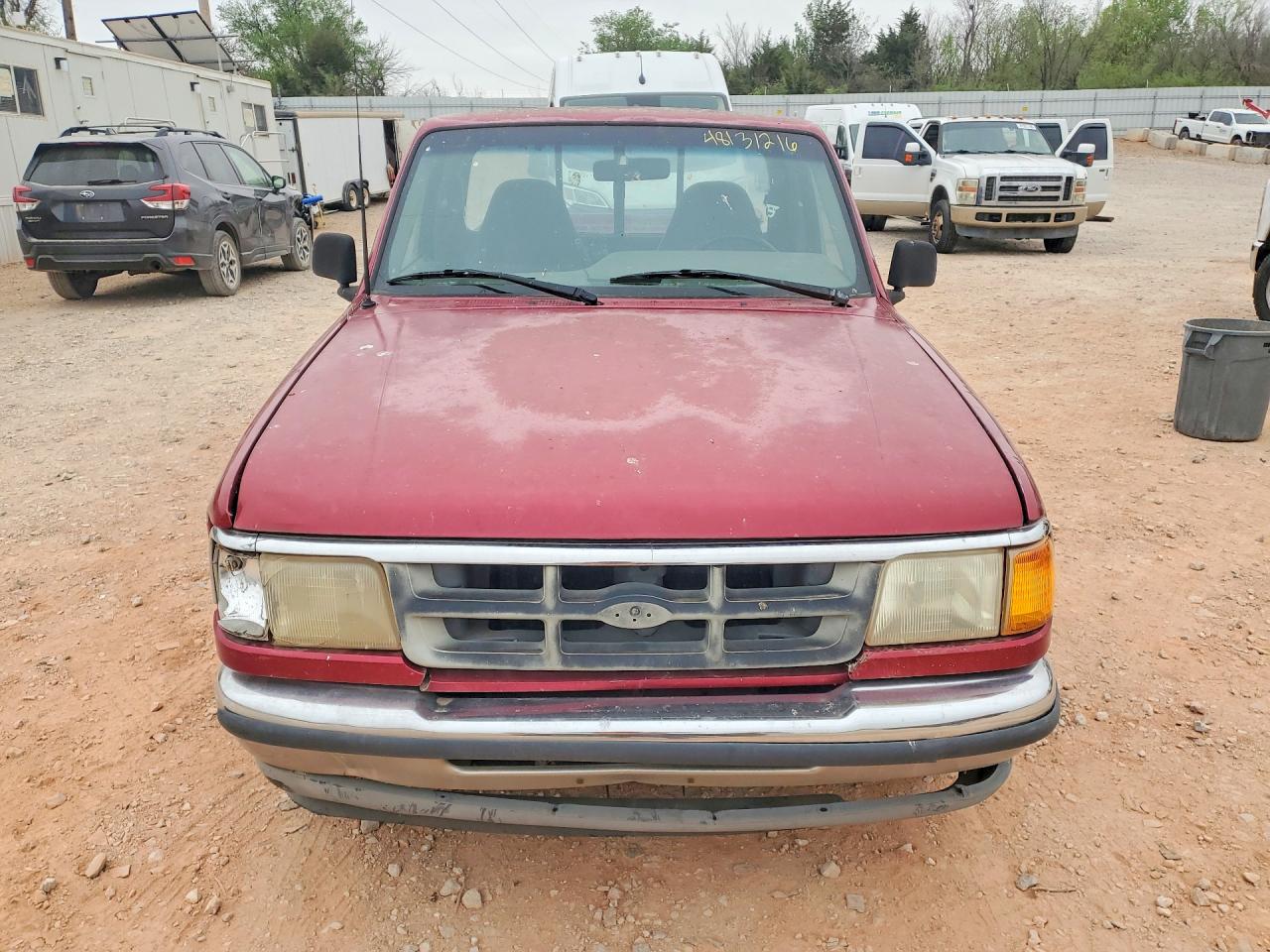 1994 Ford Ranger Red vin: 1FTCR10A8RPC53119