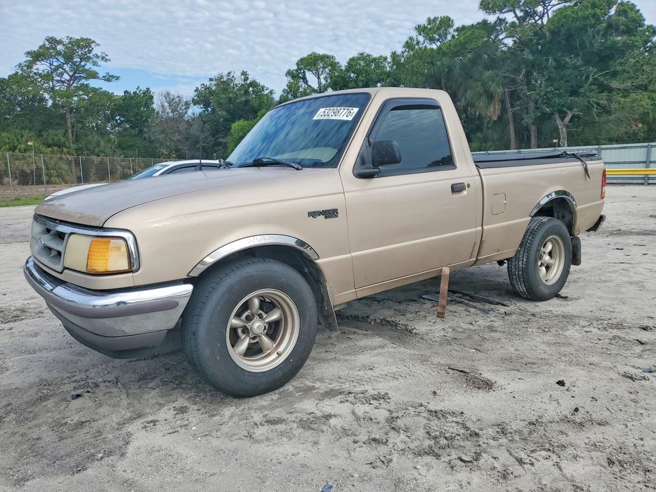1997 Ford Ranger Gold vin: 1FTCR10A8VUA01429