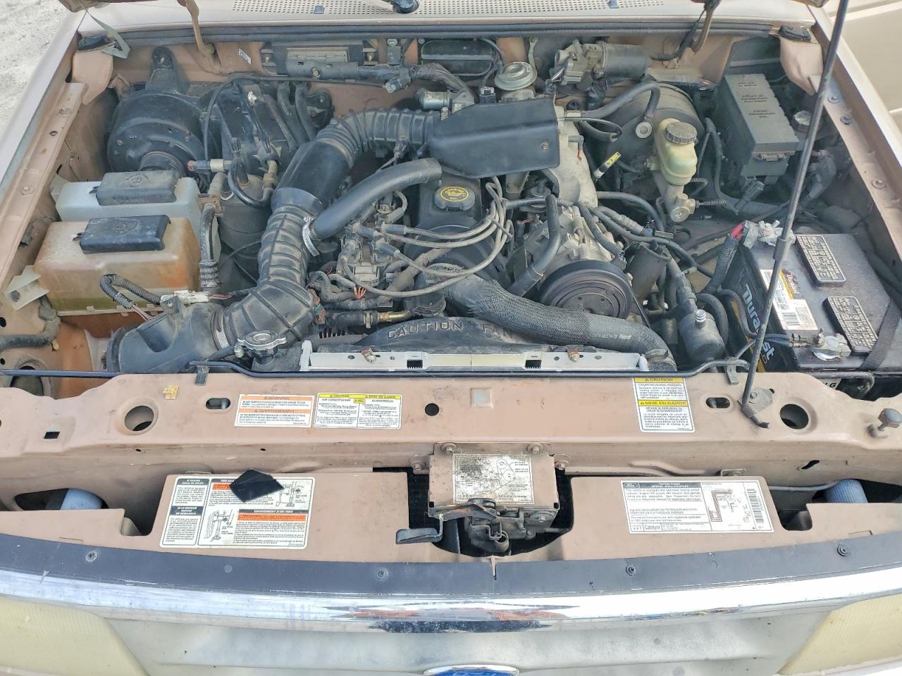 1997 Ford Ranger Gold vin: 1FTCR10A8VUA01429
