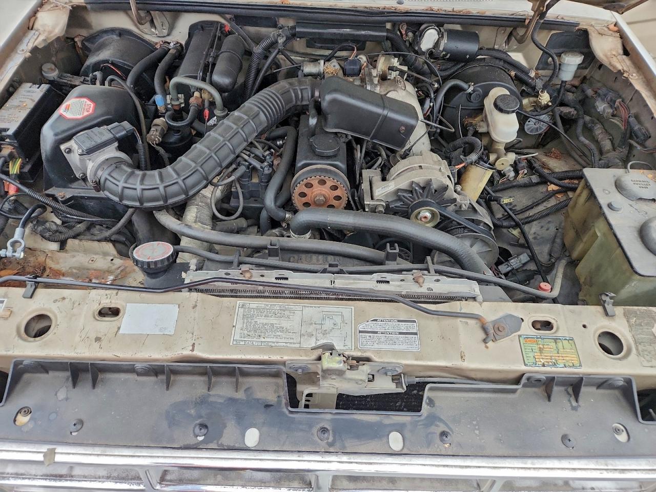 1990 Ford Ranger Beige vin: 1FTCR10A9LUB65561