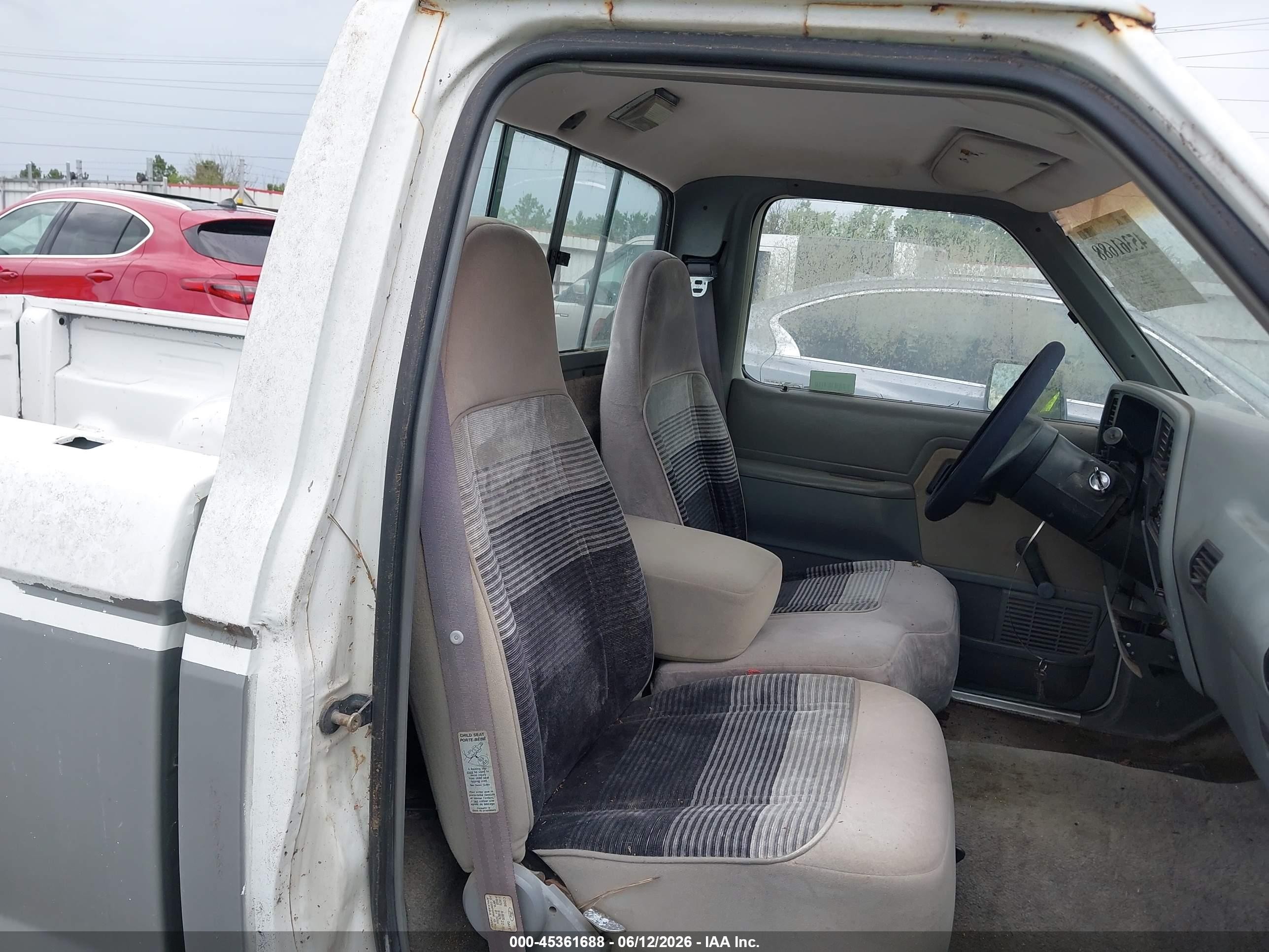 1991 Ford Ranger   White vin: 1FTCR10A9MTA40938