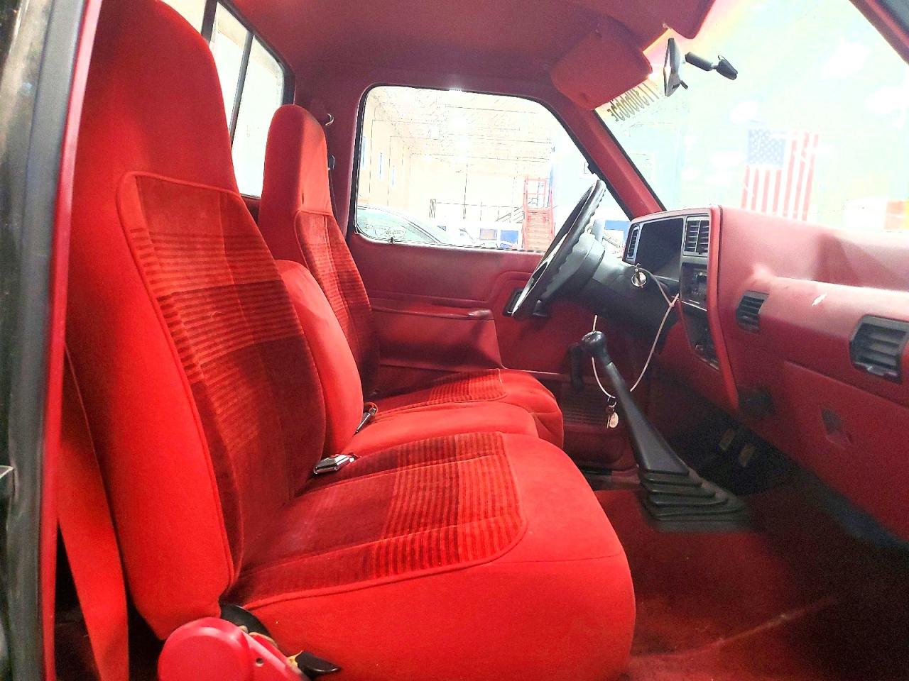 1992 Ford Ranger Черный vin: 1FTCR10A9NTA17953