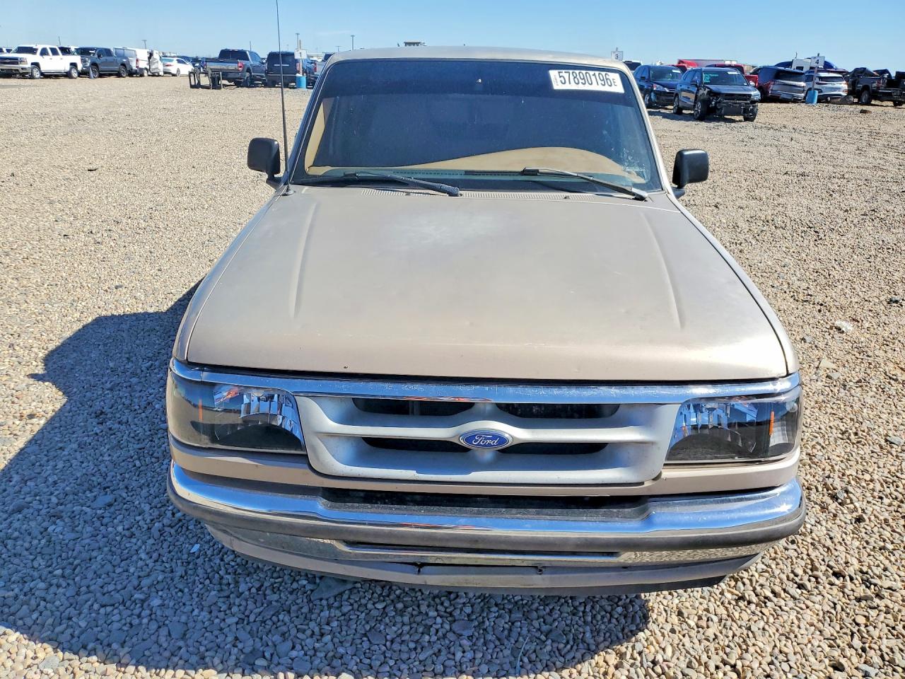 1995 Ford Ranger Tan vin: 1FTCR10A9SPA33428