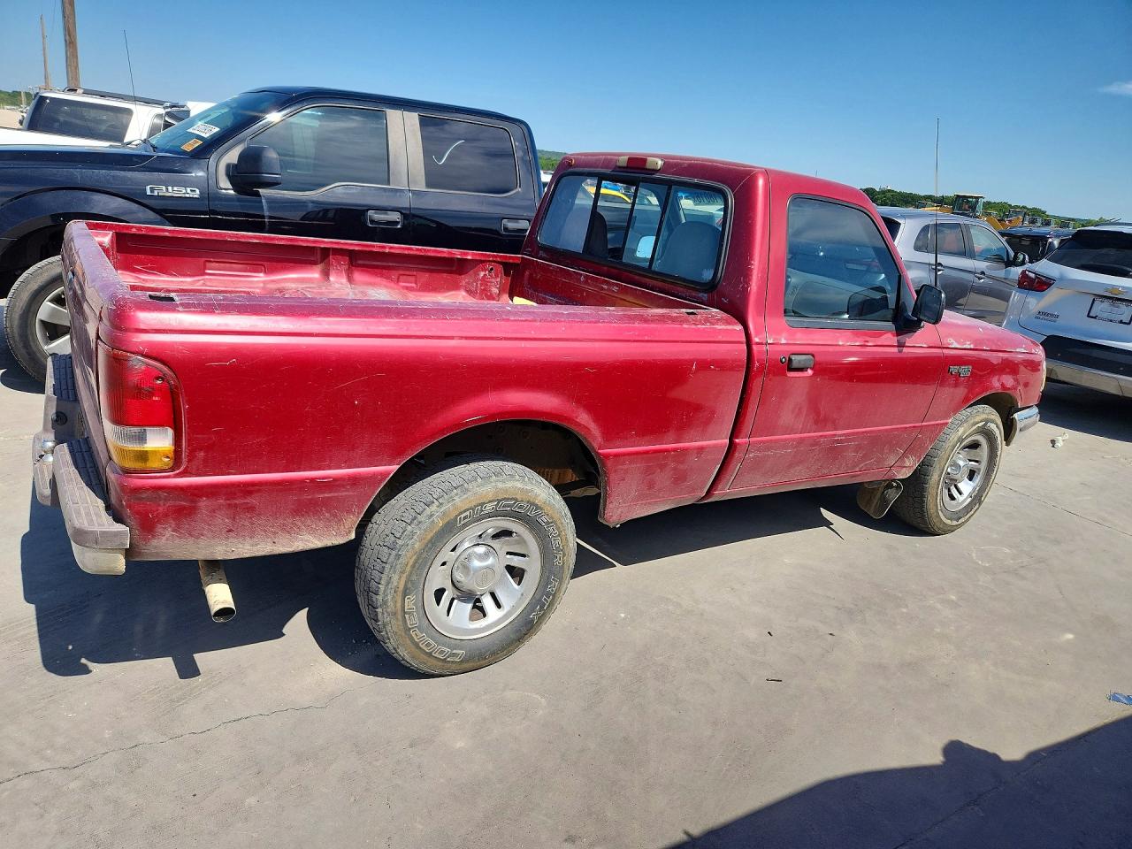1996 Ford Ranger Burgundy vin: 1FTCR10A9TPB35538