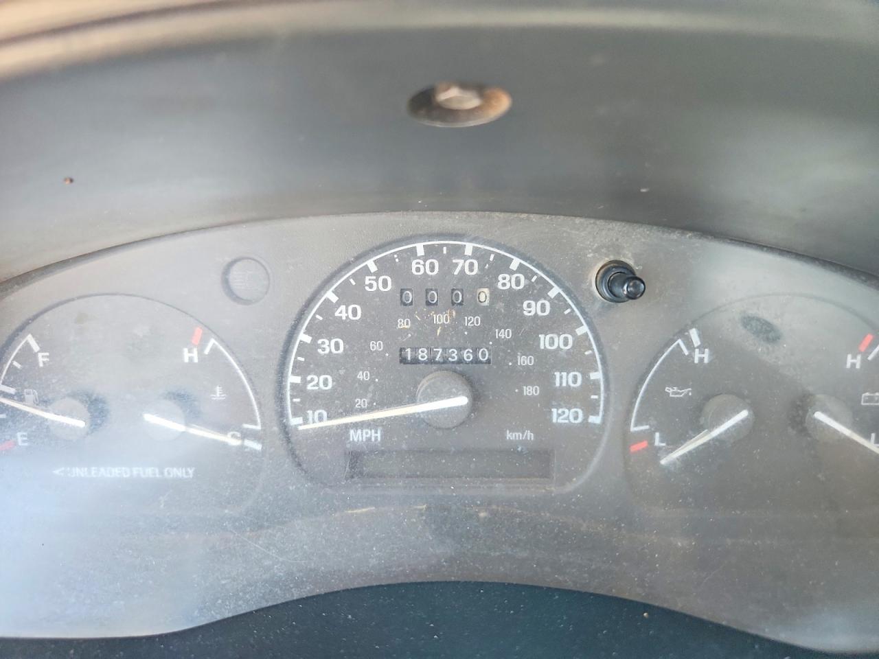 1996 Ford Ranger Burgundy vin: 1FTCR10A9TPB35538