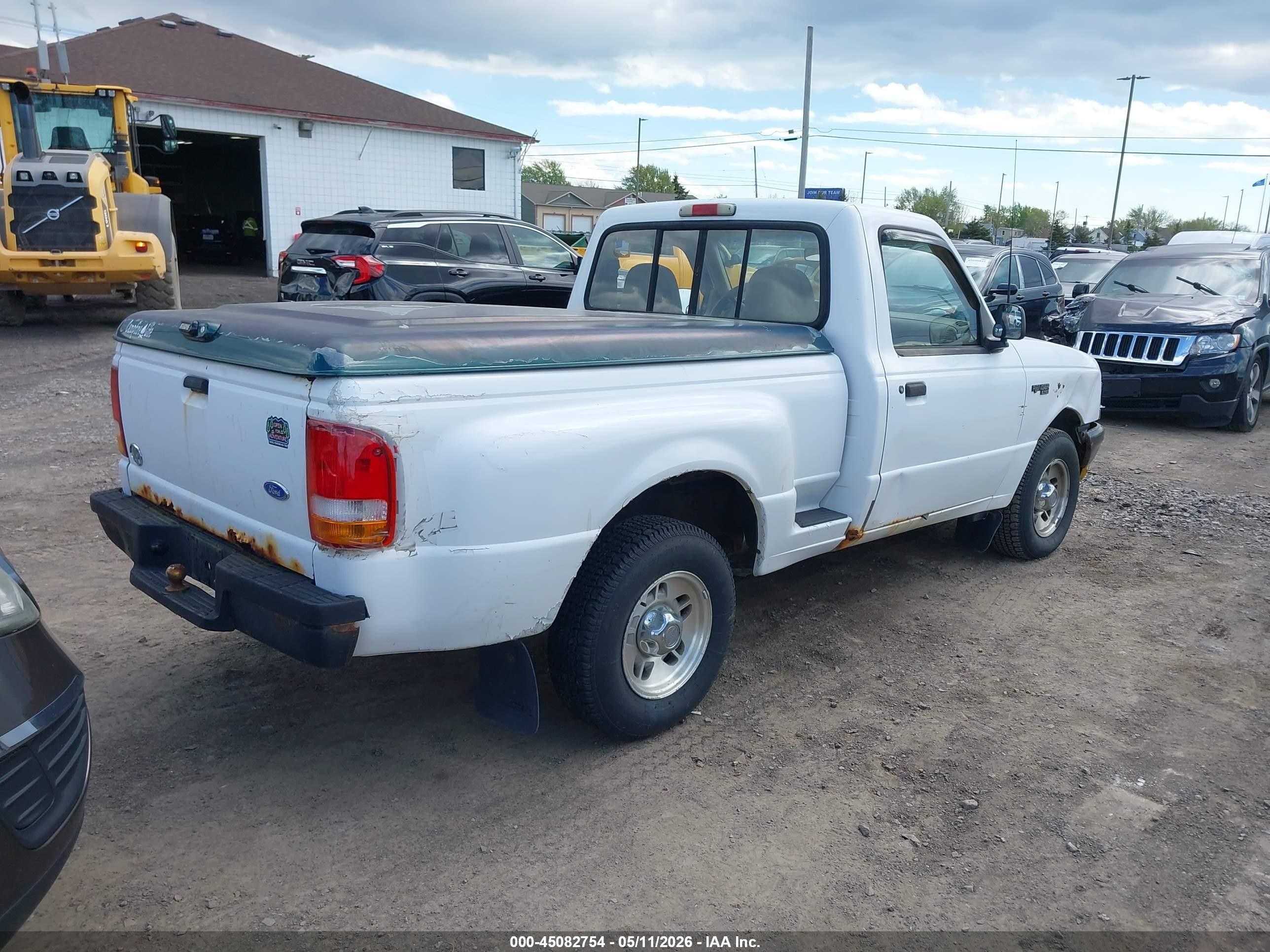 1996 Ford Ranger   White vin: 1FTCR10A9TPB42750