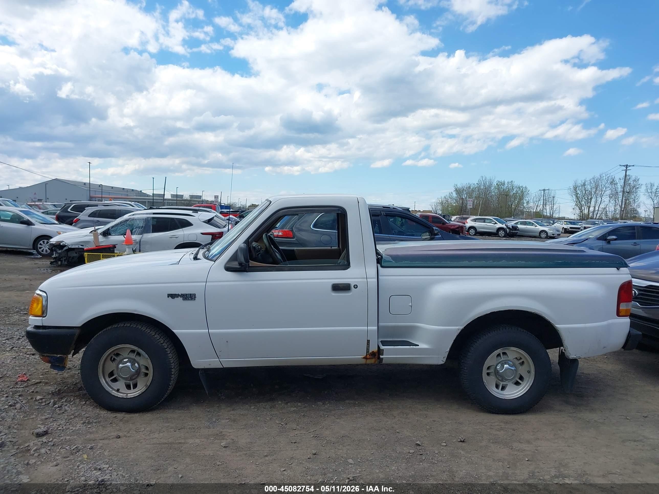 1996 Ford Ranger   White vin: 1FTCR10A9TPB42750