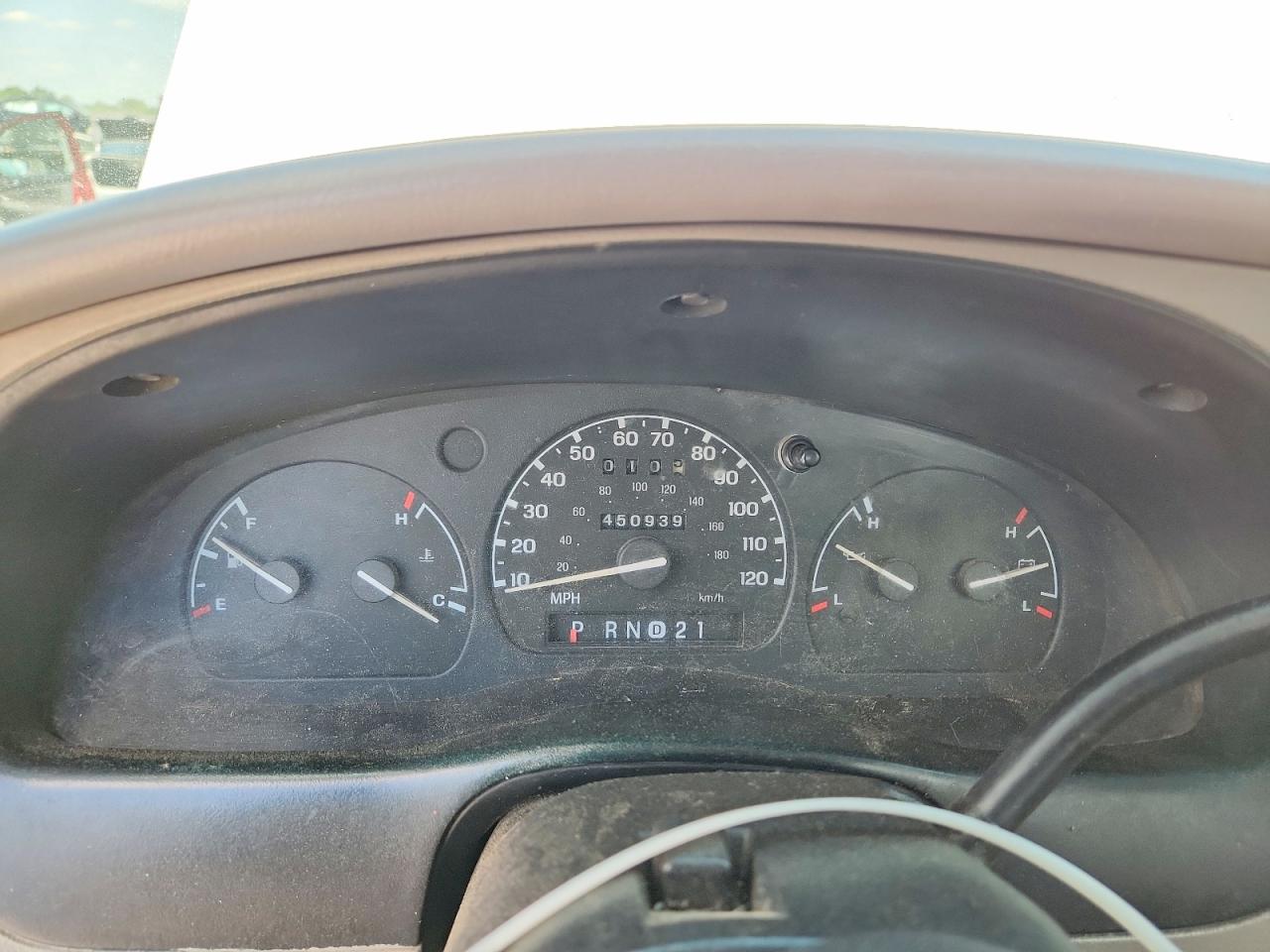 1997 Ford Ranger White vin: 1FTCR10A9VTA59667