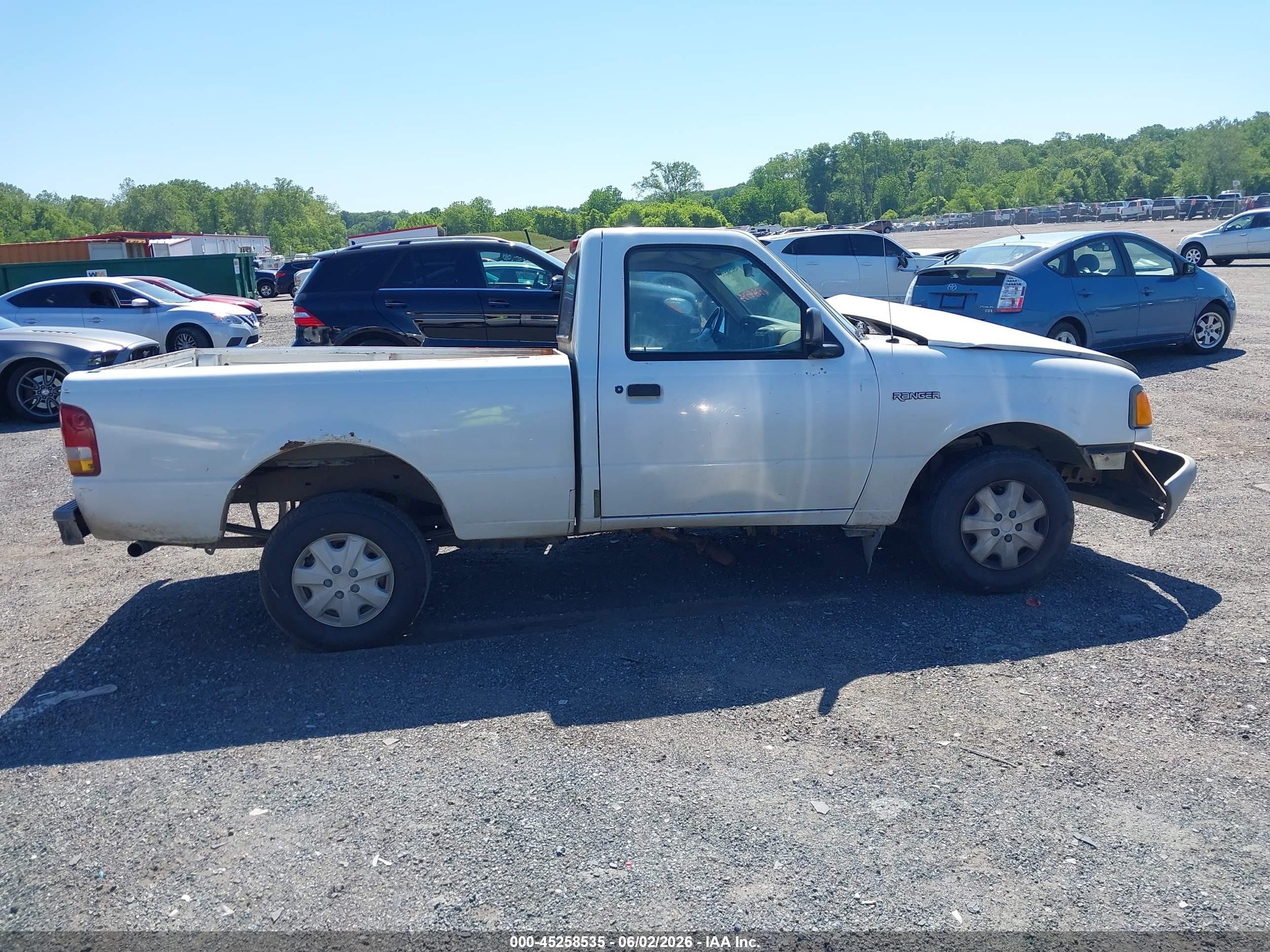 1997 Ford Ranger White vin: 1FTCR10A9VTA60625