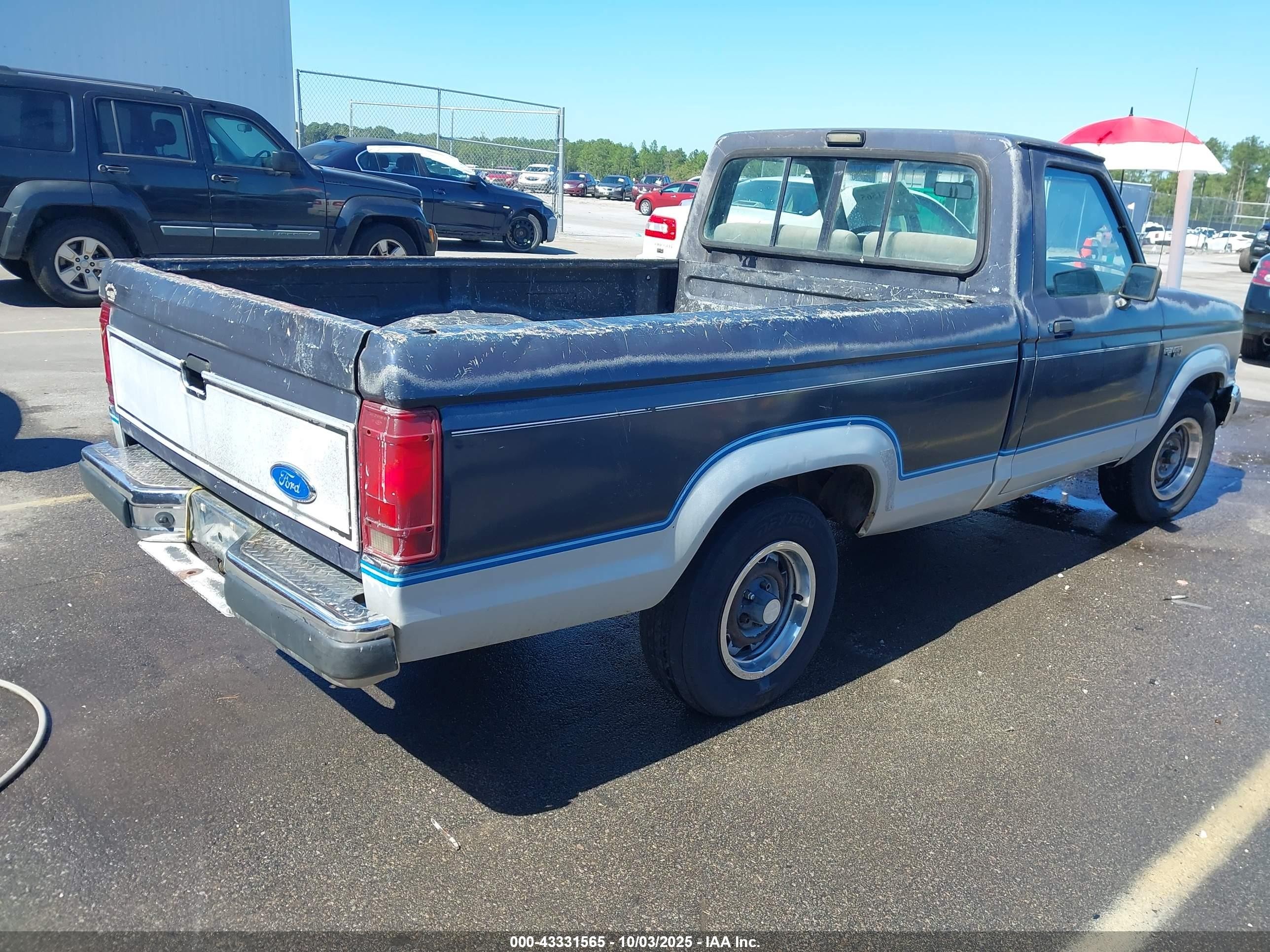 1990 Ford Ranger   Синий vin: 1FTCR10AXLUA96976