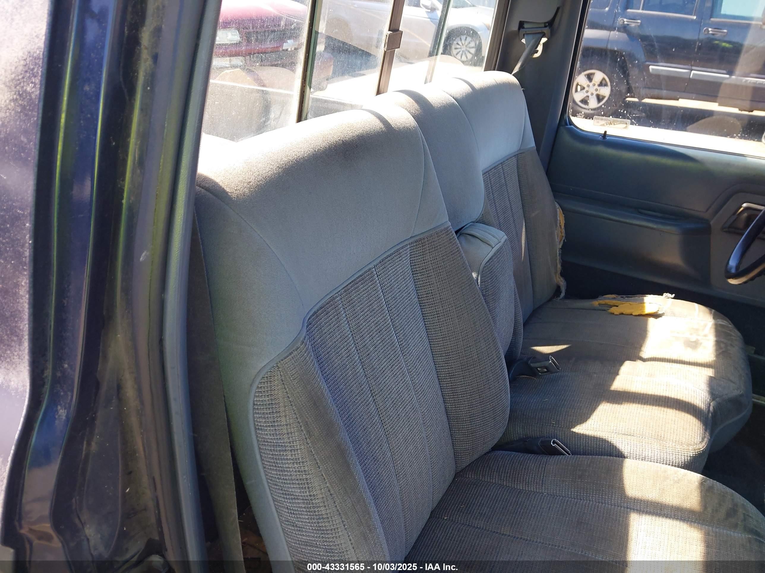 1990 Ford Ranger   Синий vin: 1FTCR10AXLUA96976