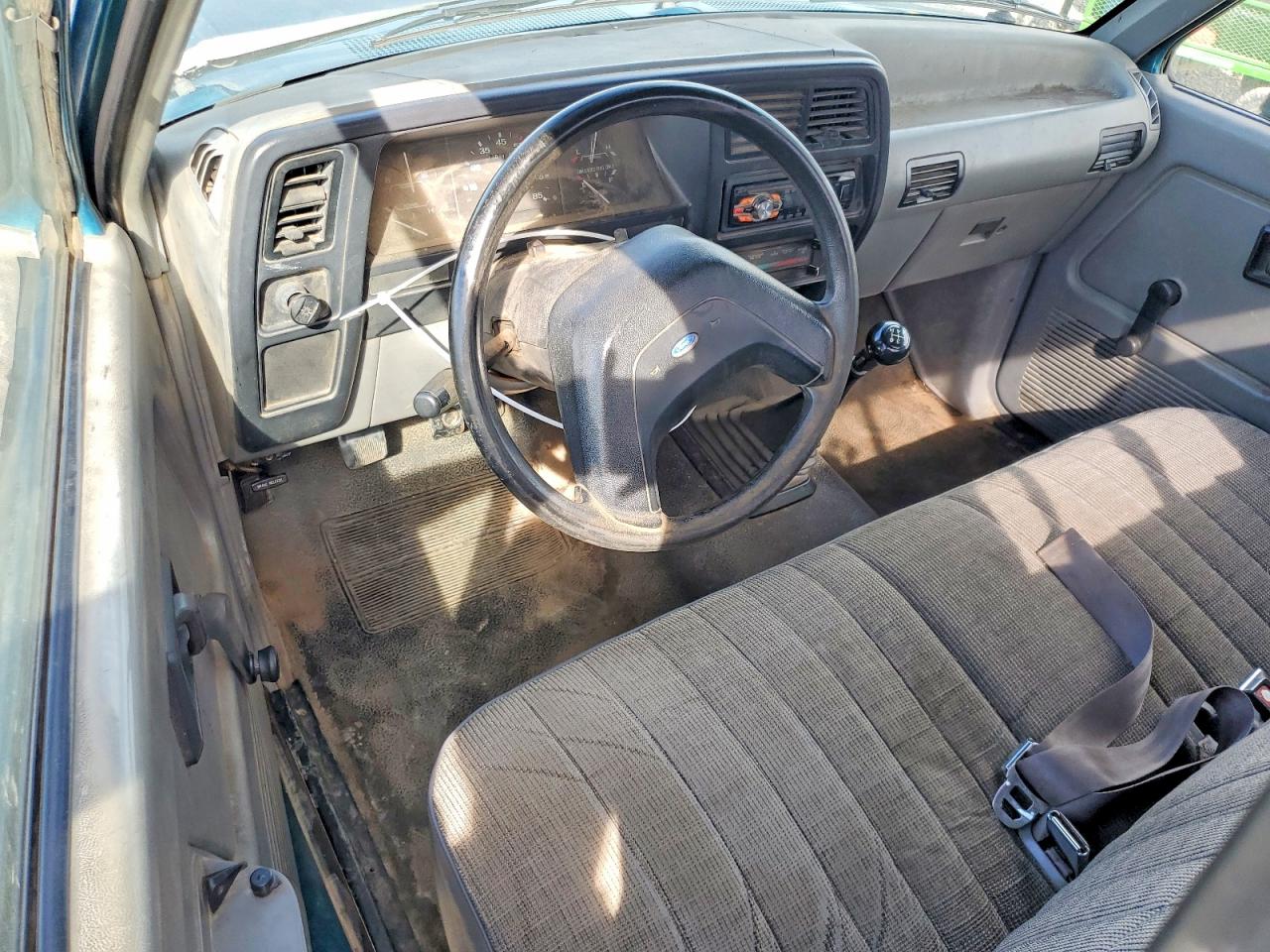 1992 Ford Ranger Teal vin: 1FTCR10AXNTA57247
