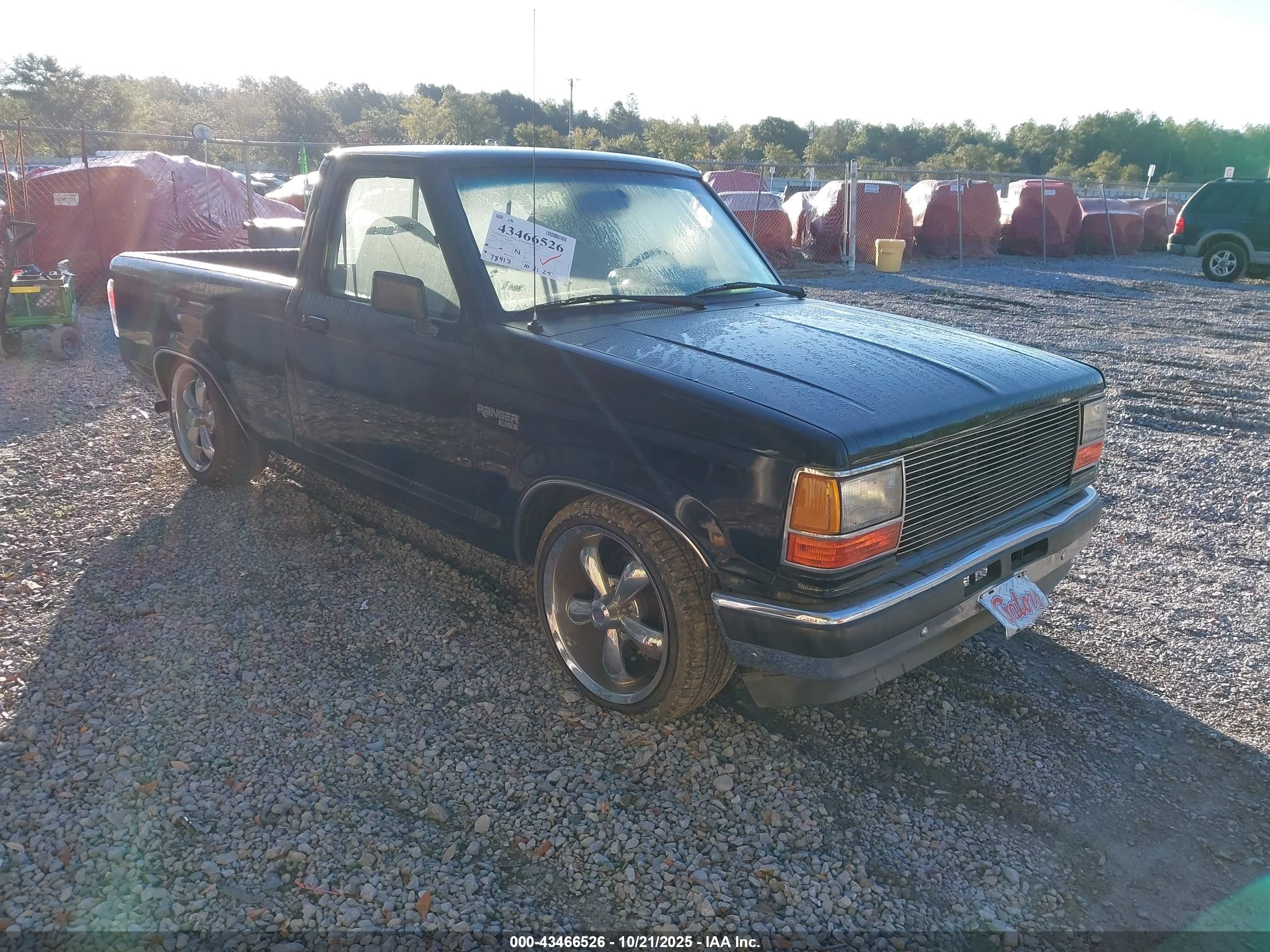 1992 Ford Ranger   Black vin: 1FTCR10AXNUB46309