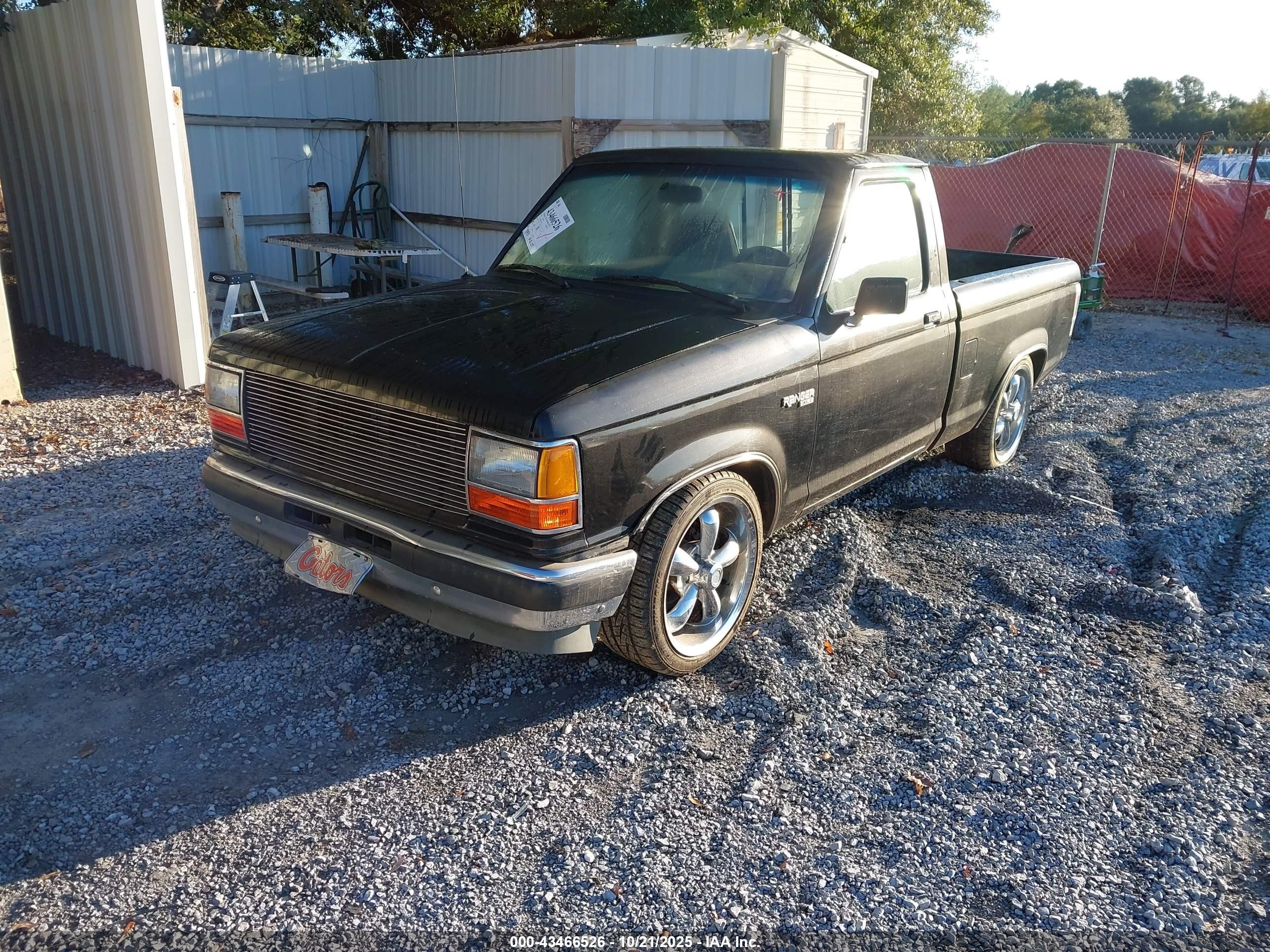 1992 Ford Ranger   Black vin: 1FTCR10AXNUB46309