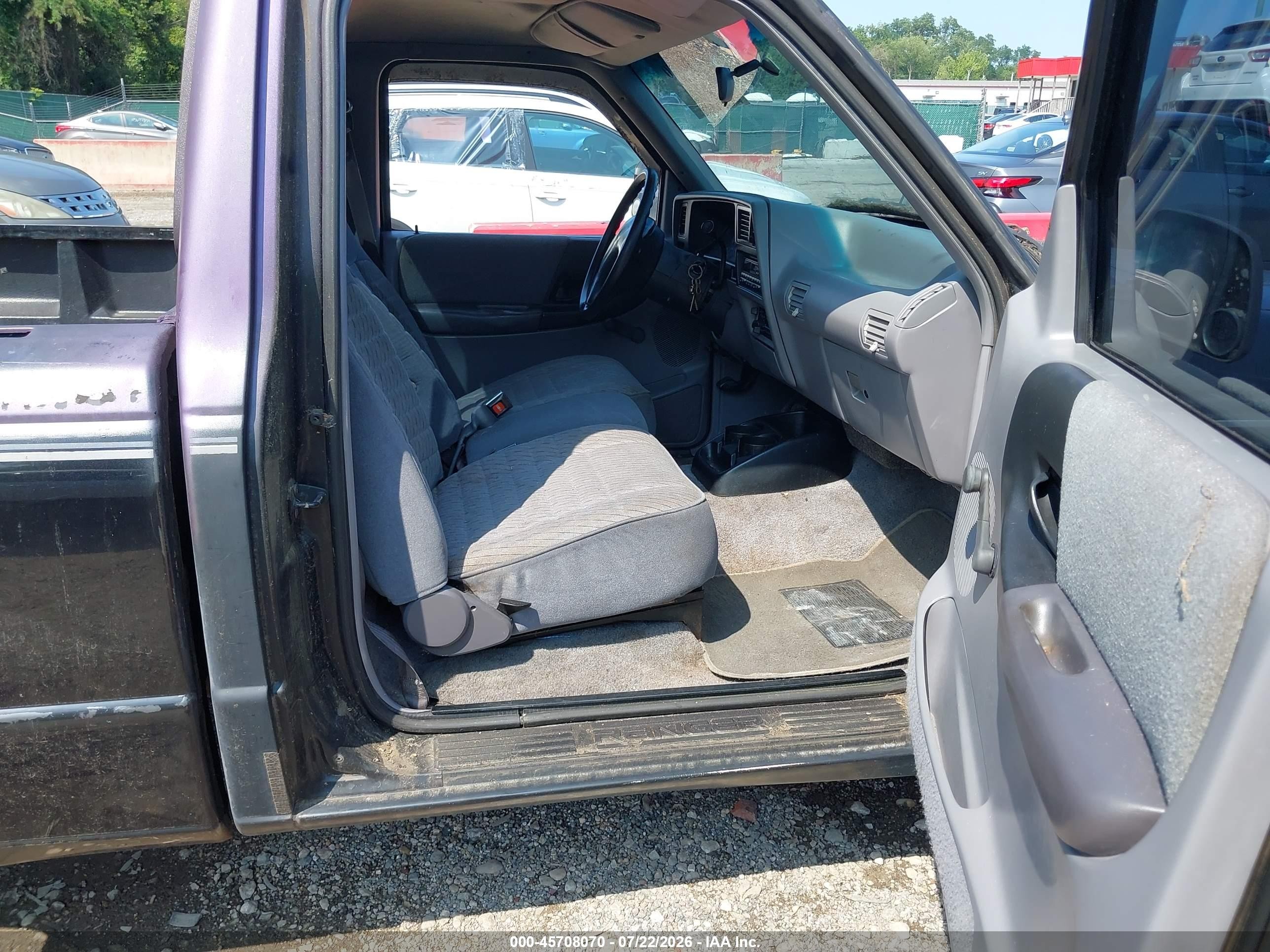 1994 Ford Ranger   Black vin: 1FTCR10AXRTA38526