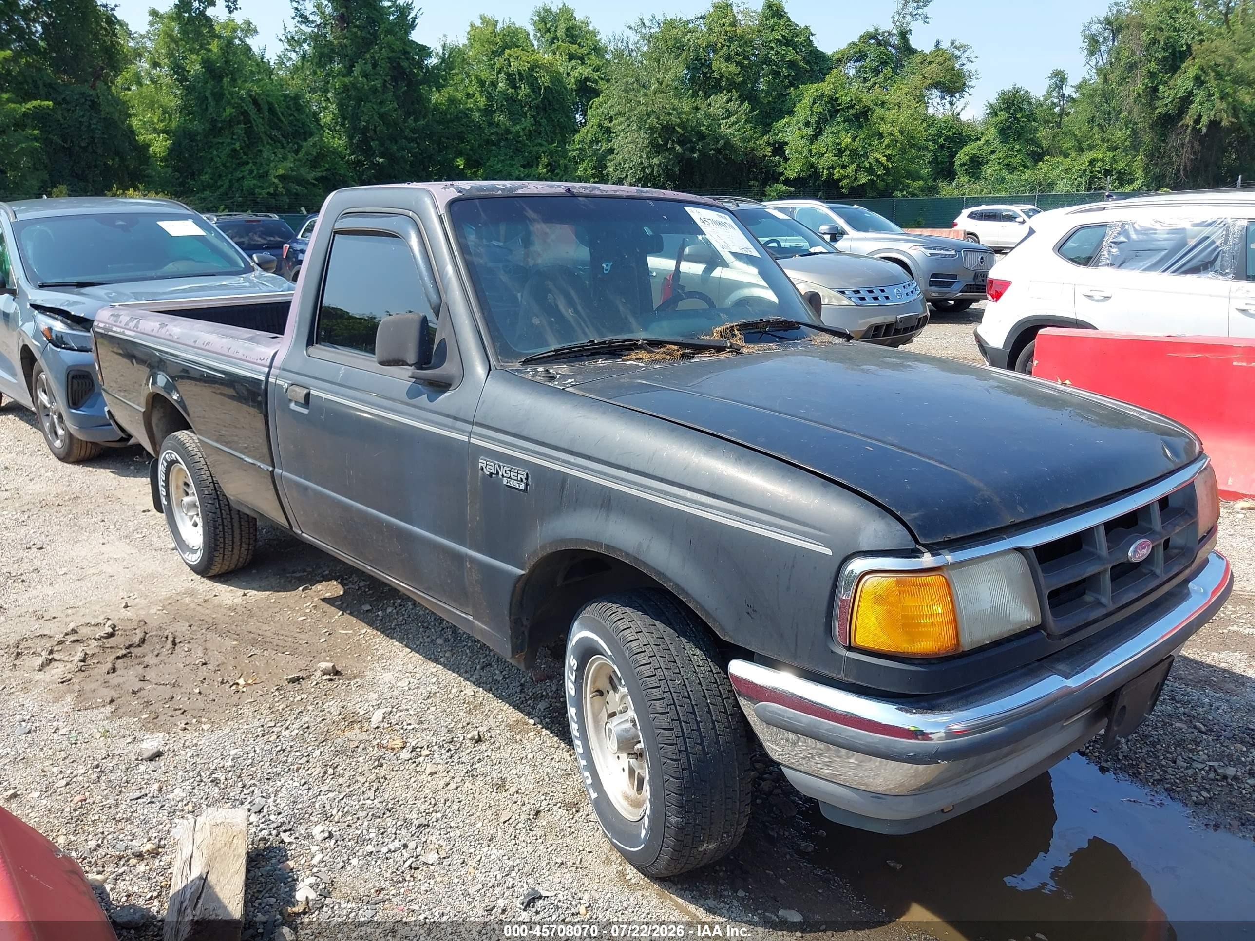 1FTCR10AXRTA38526