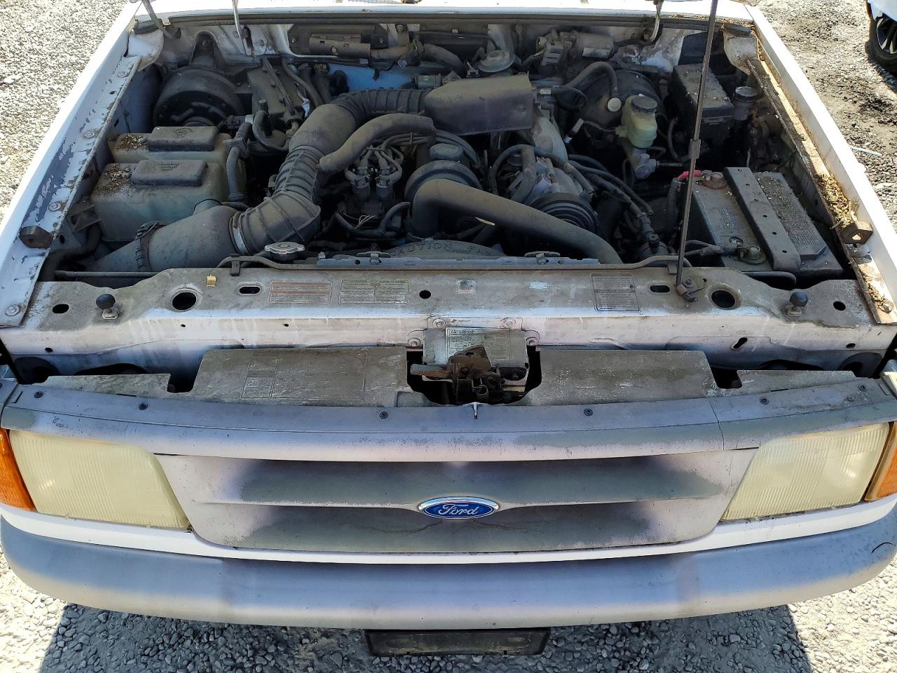 1995 Ford Ranger White vin: 1FTCR10AXSPA54028