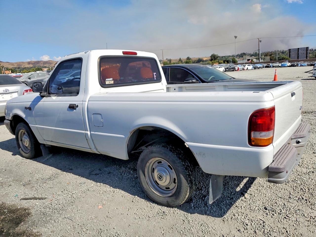 1995 Ford Ranger White vin: 1FTCR10AXSPA54028