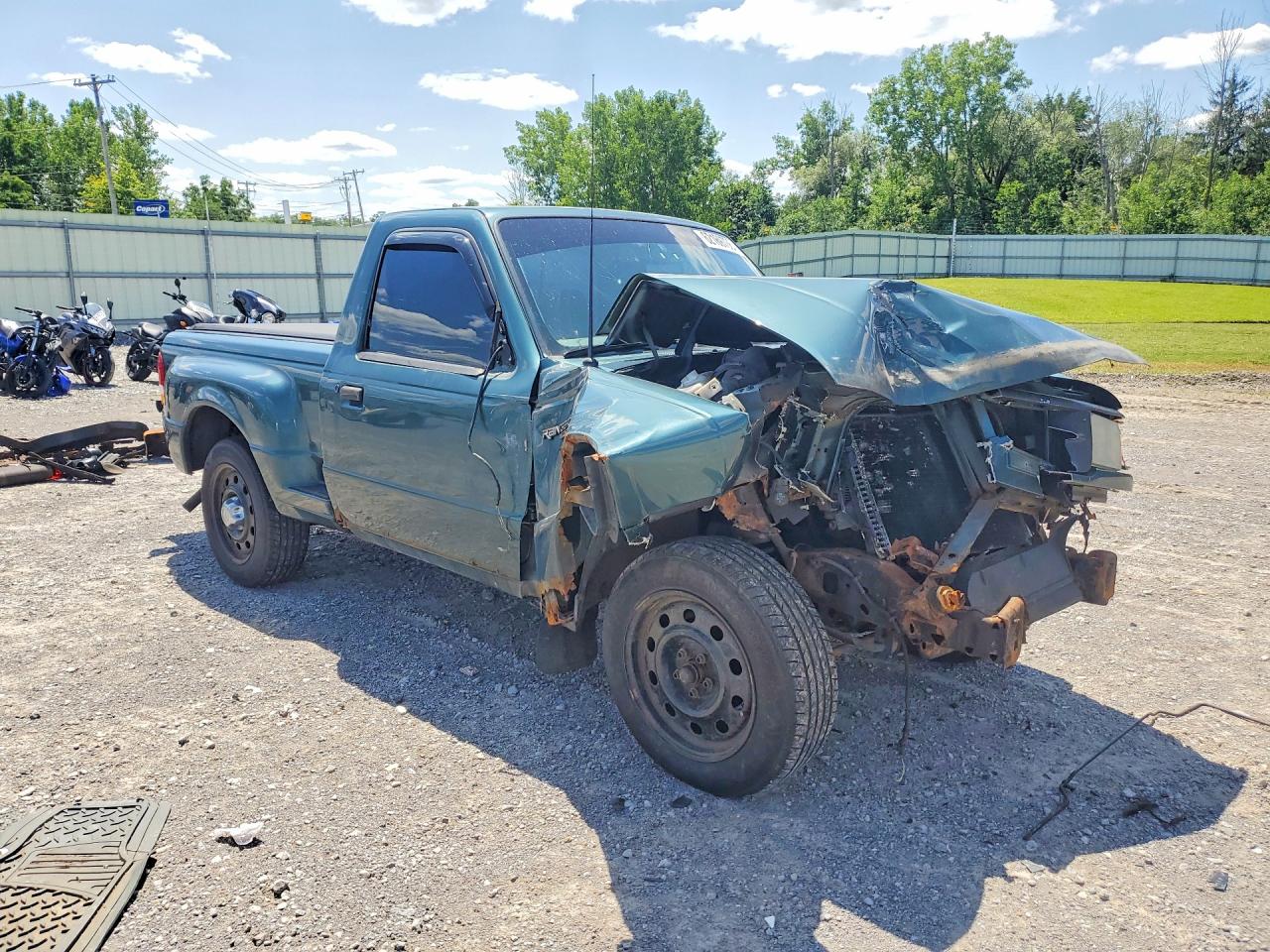 1996 Ford Ranger Green vin: 1FTCR10AXTPA78637