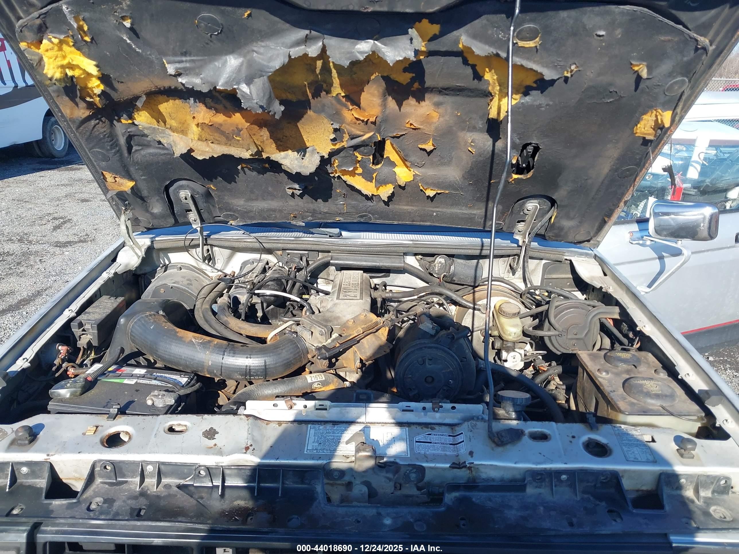 1990 Ford Ranger   Blue vin: 1FTCR10T3LPB34273