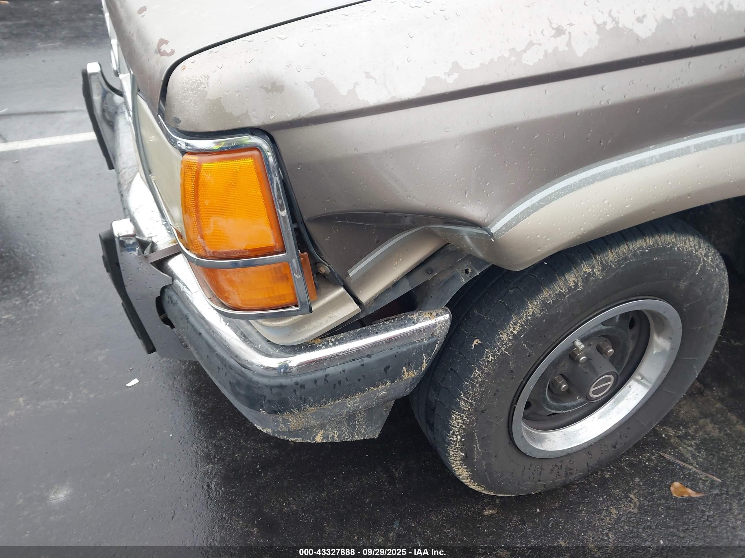 1990 Ford Ranger   Brown vin: 1FTCR10T4LUB17130