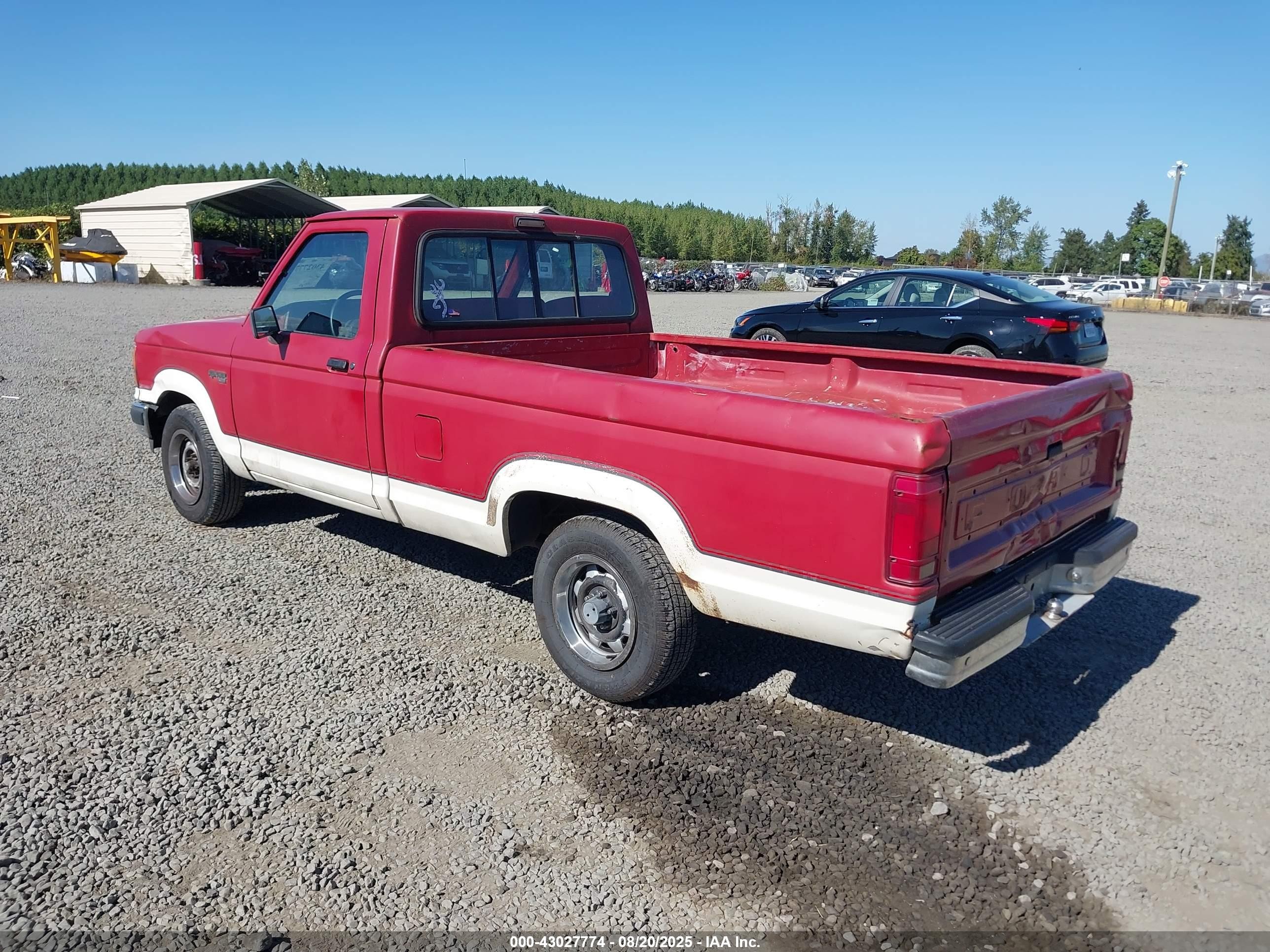 1989 Ford Ranger   Red vin: 1FTCR10T6KUC08558