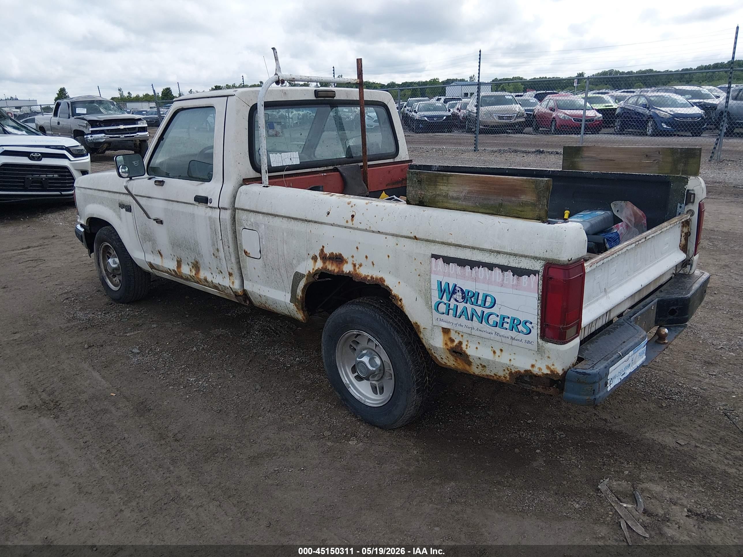 1990 Ford Ranger   White vin: 1FTCR10T6LUB62067