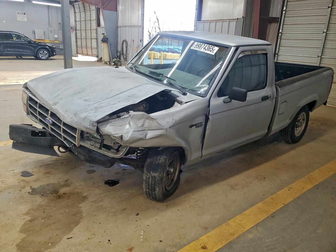 1990 Ford Ranger Серебряный vin: 1FTCR10T6LUC25359