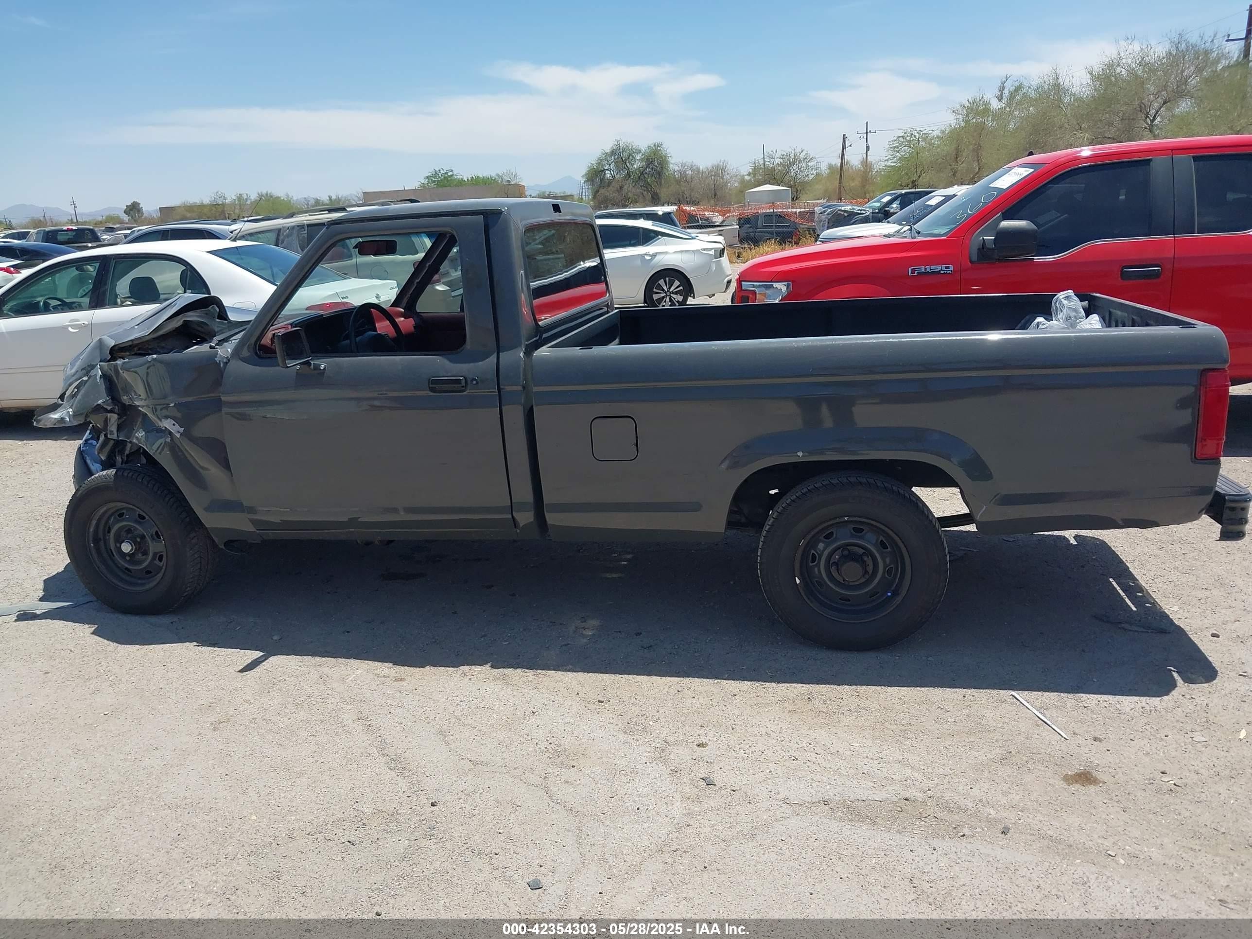 1989 Ford Ranger   Gray vin: 1FTCR10T7KUA68620