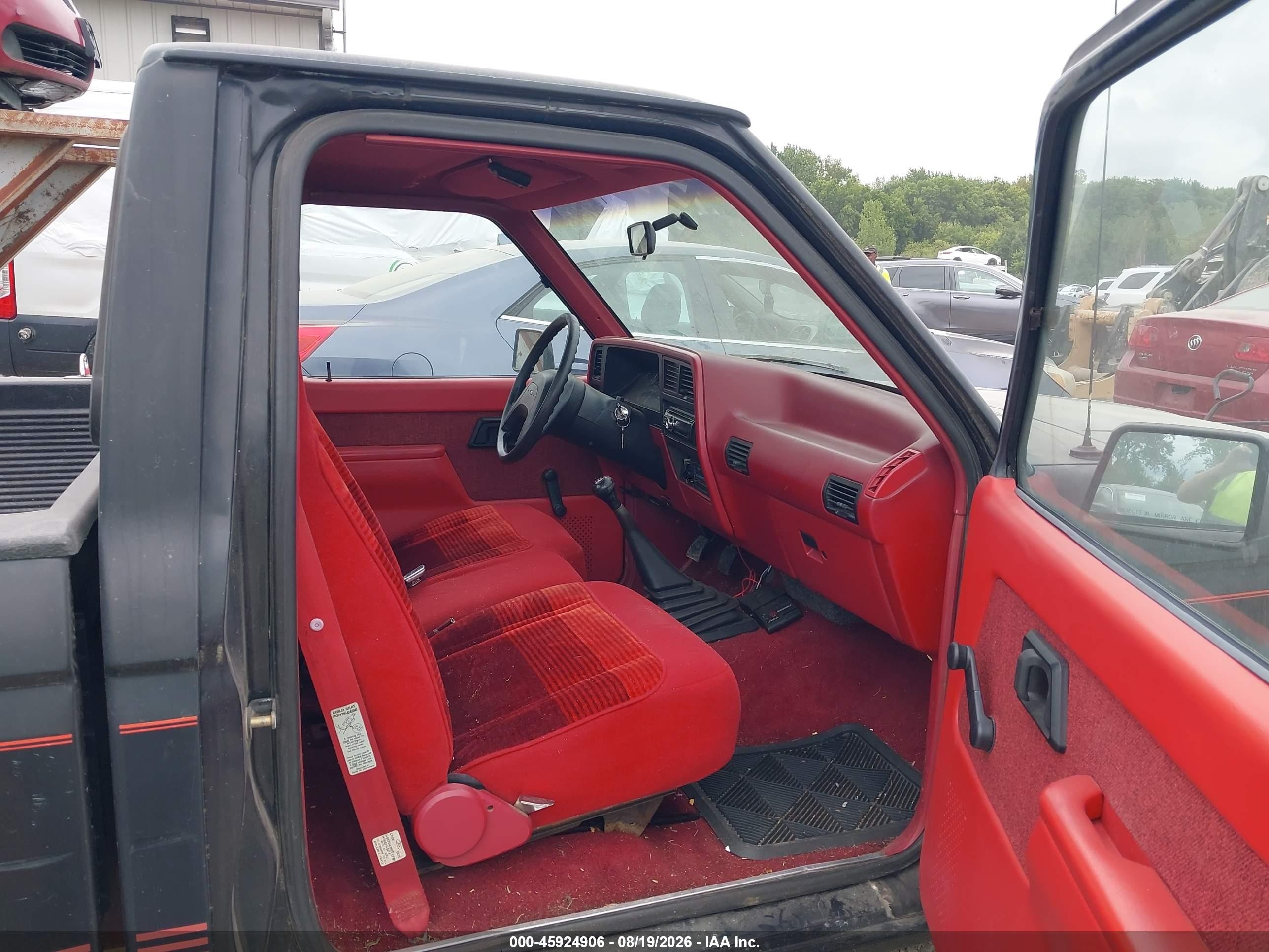 1991 Ford Ranger   Black vin: 1FTCR10U0MUB41001
