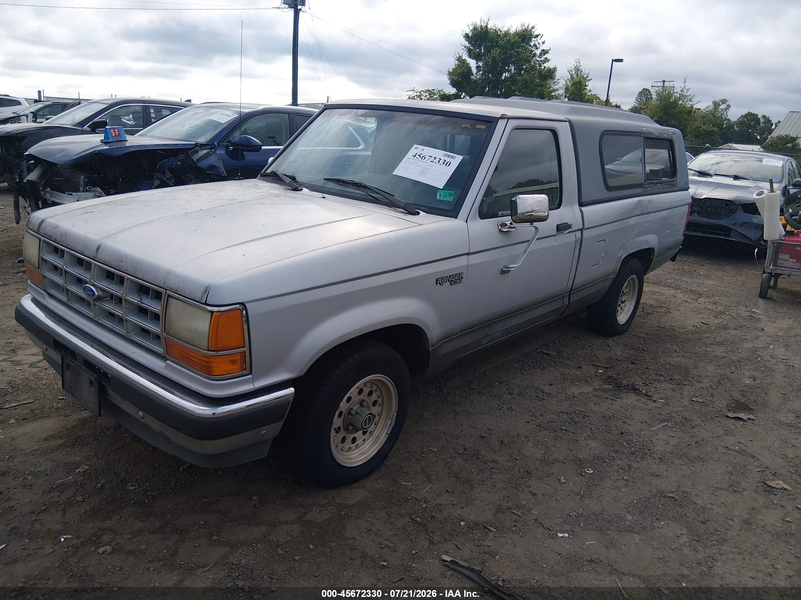 1992 Ford Ranger   Silver vin: 1FTCR10U0NTA36160