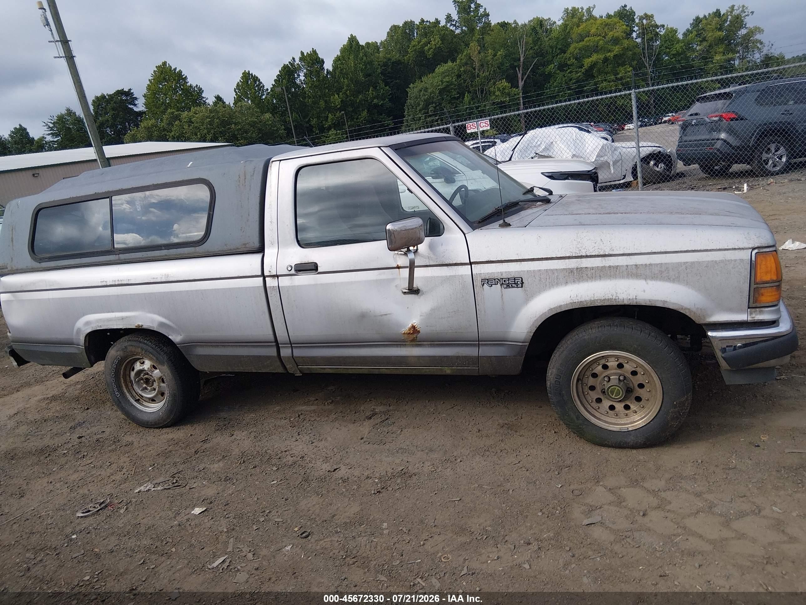 1992 Ford Ranger   Silver vin: 1FTCR10U0NTA36160