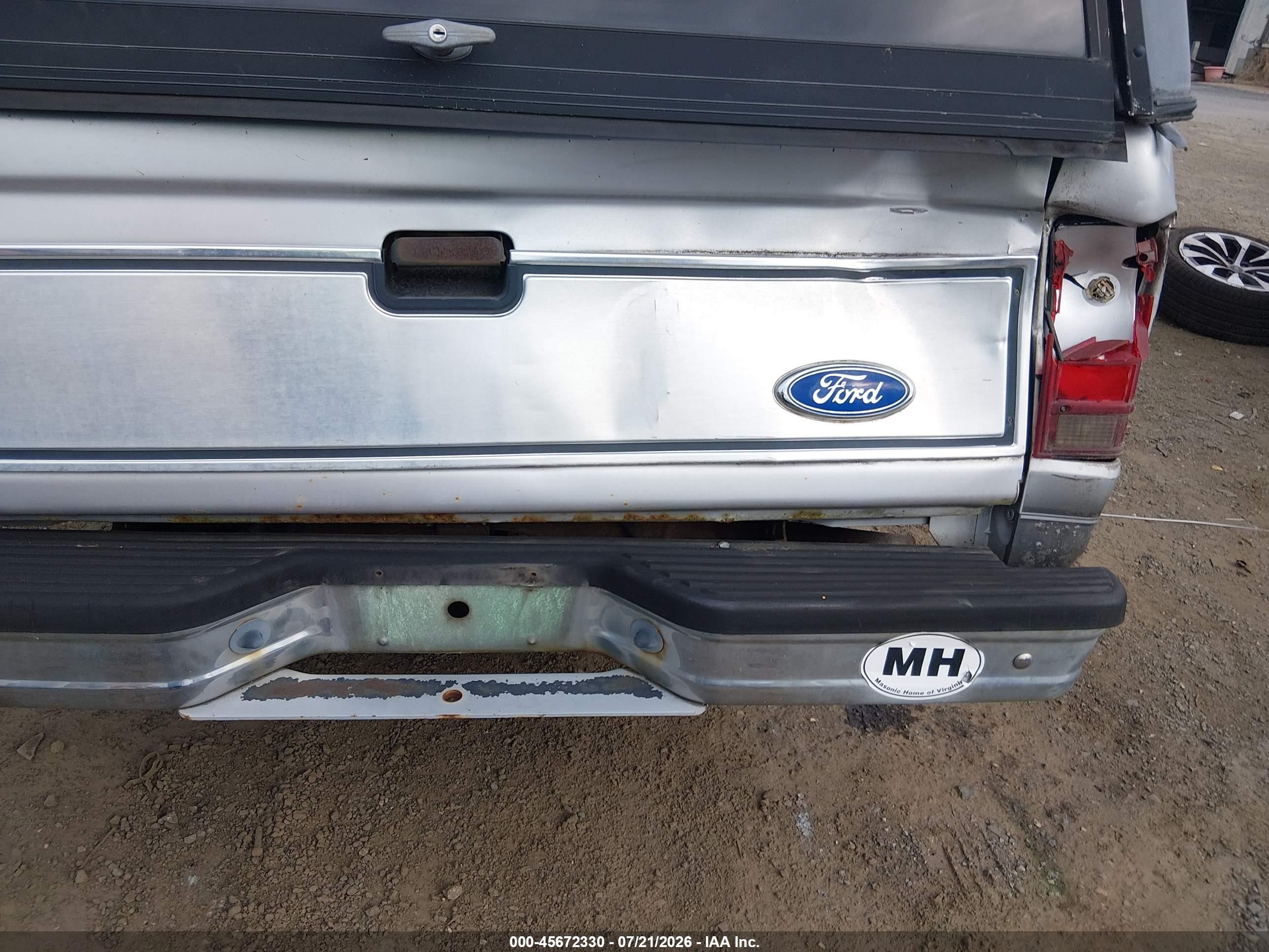 1992 Ford Ranger   Silver vin: 1FTCR10U0NTA36160