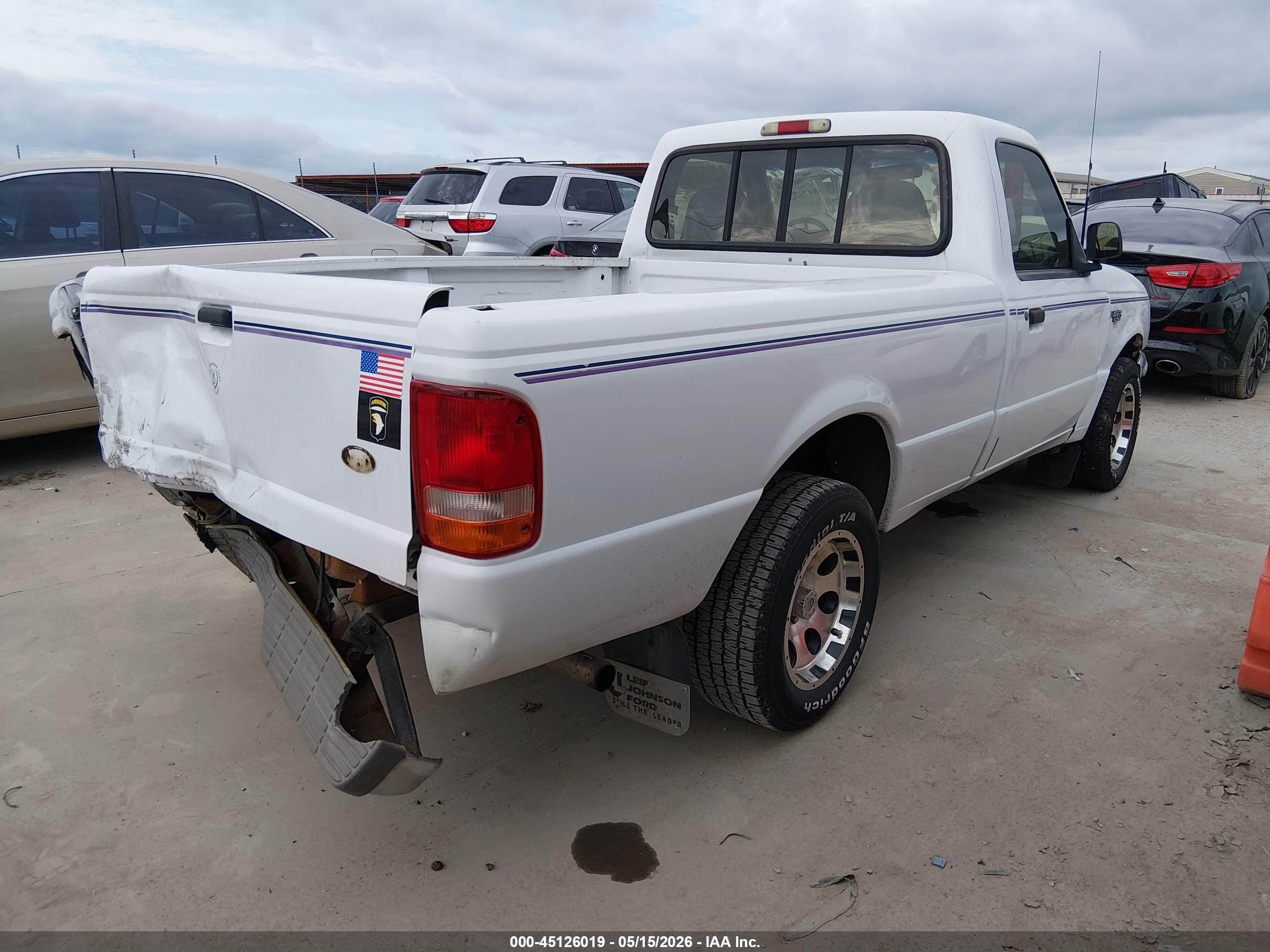 1994 Ford Ranger   White vin: 1FTCR10U1RPB46021