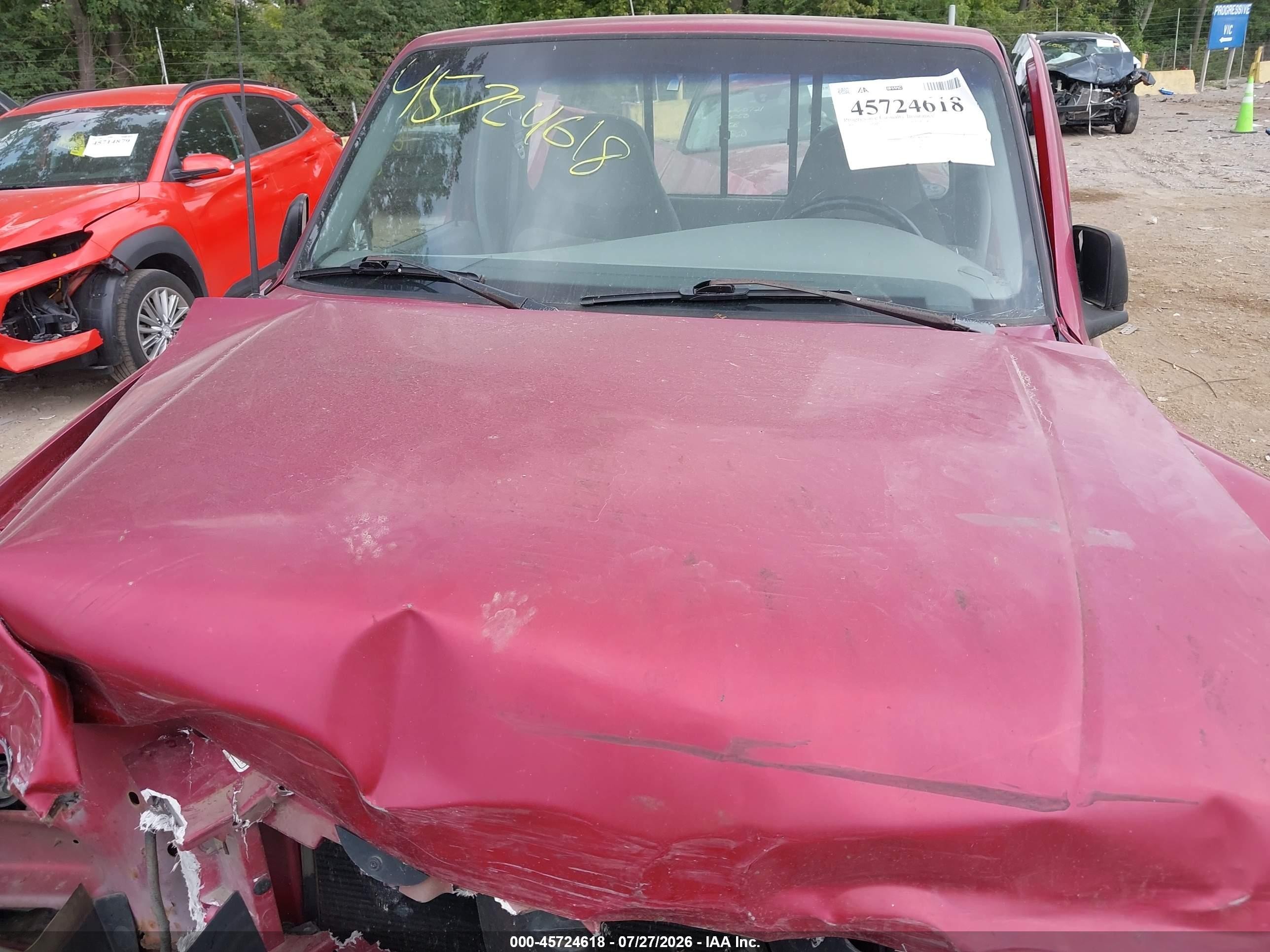 1996 Ford Ranger Red vin: 1FTCR10U1TPB09350