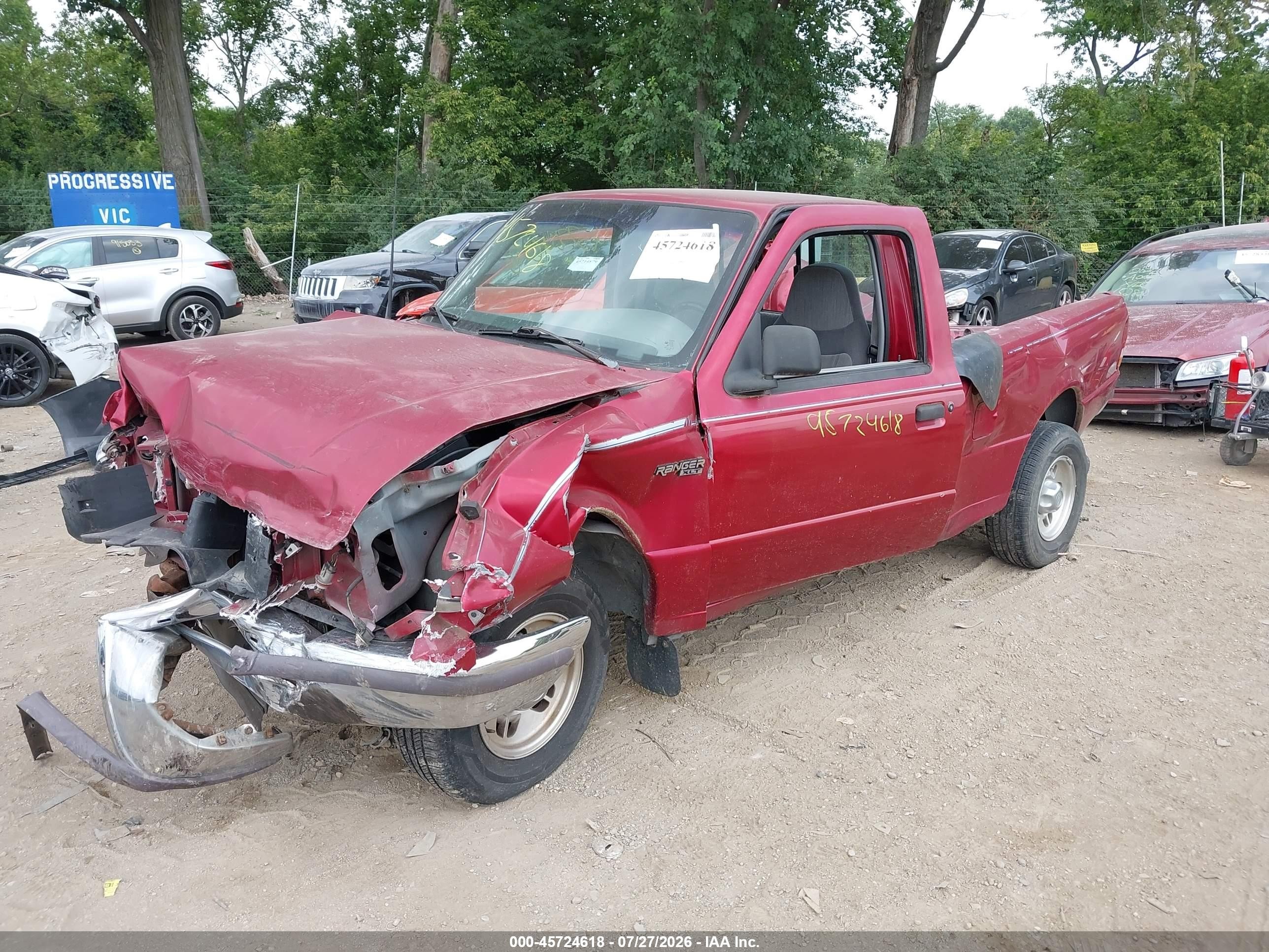 1996 Ford Ranger Red vin: 1FTCR10U1TPB09350