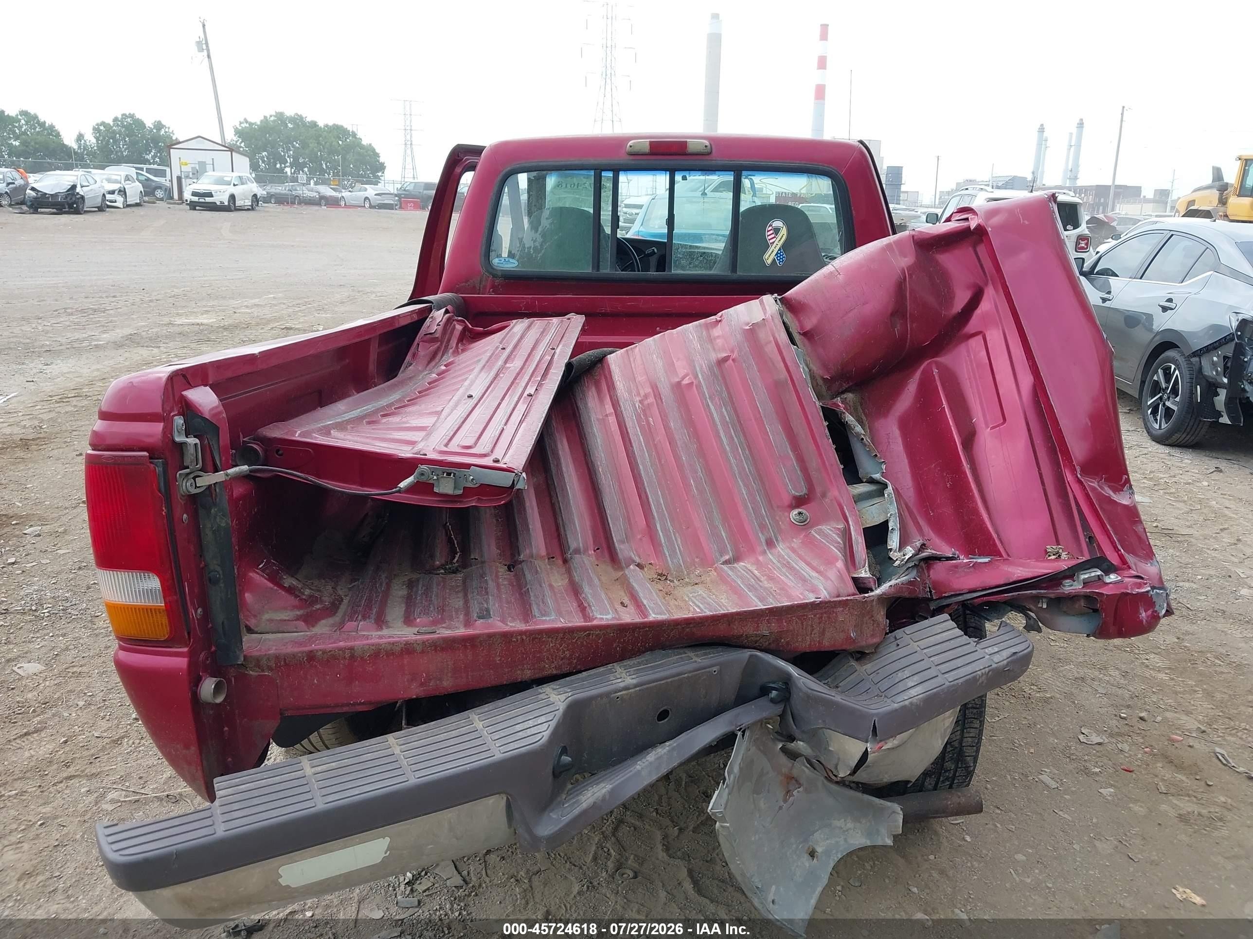 1996 Ford Ranger Red vin: 1FTCR10U1TPB09350