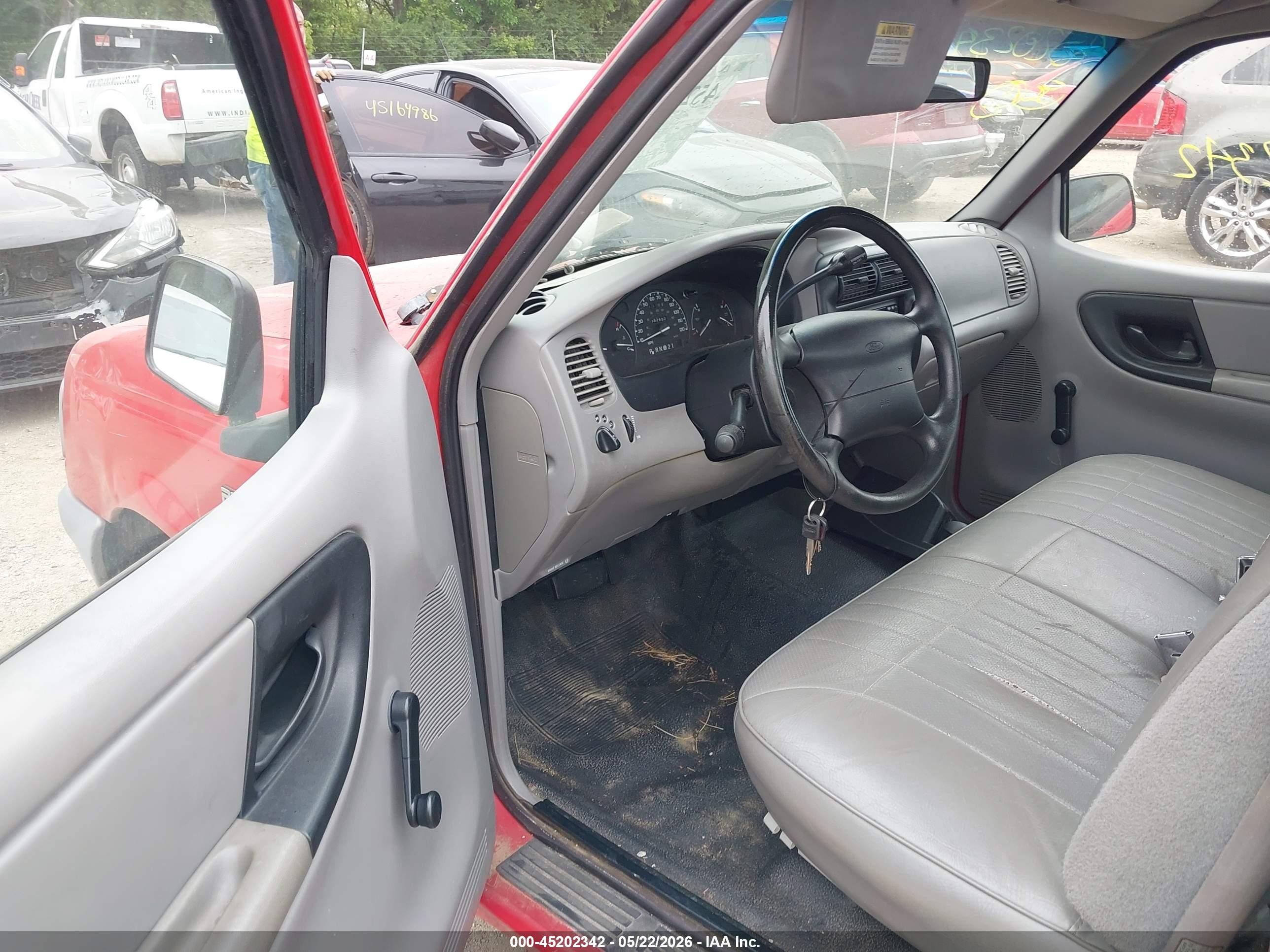 1997 Ford Ranger Splash/xl/xlt Red vin: 1FTCR10U1VUC40413