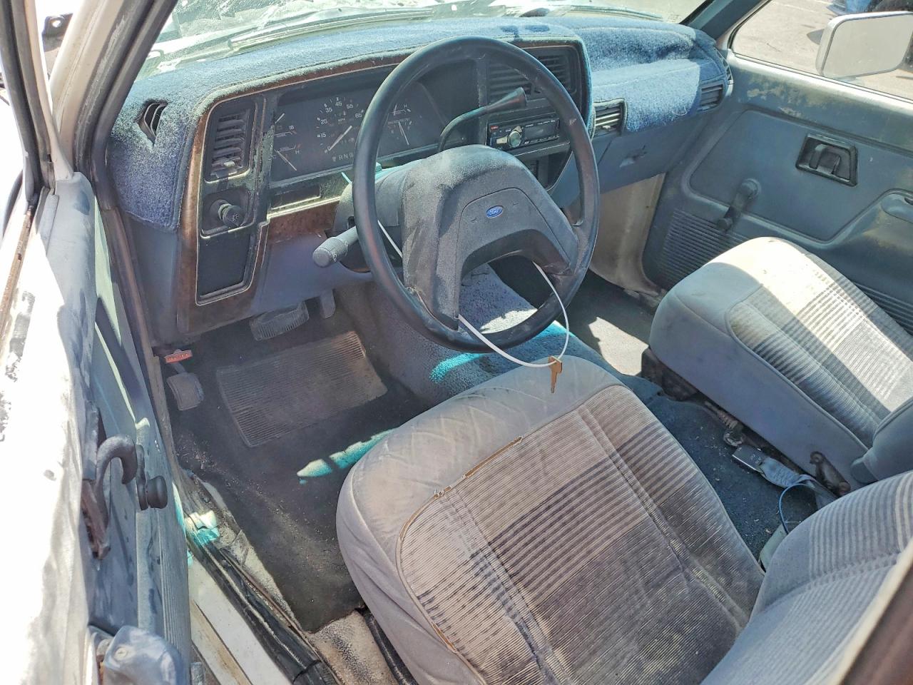 1992 Ford Ranger White vin: 1FTCR10U2NUD51116