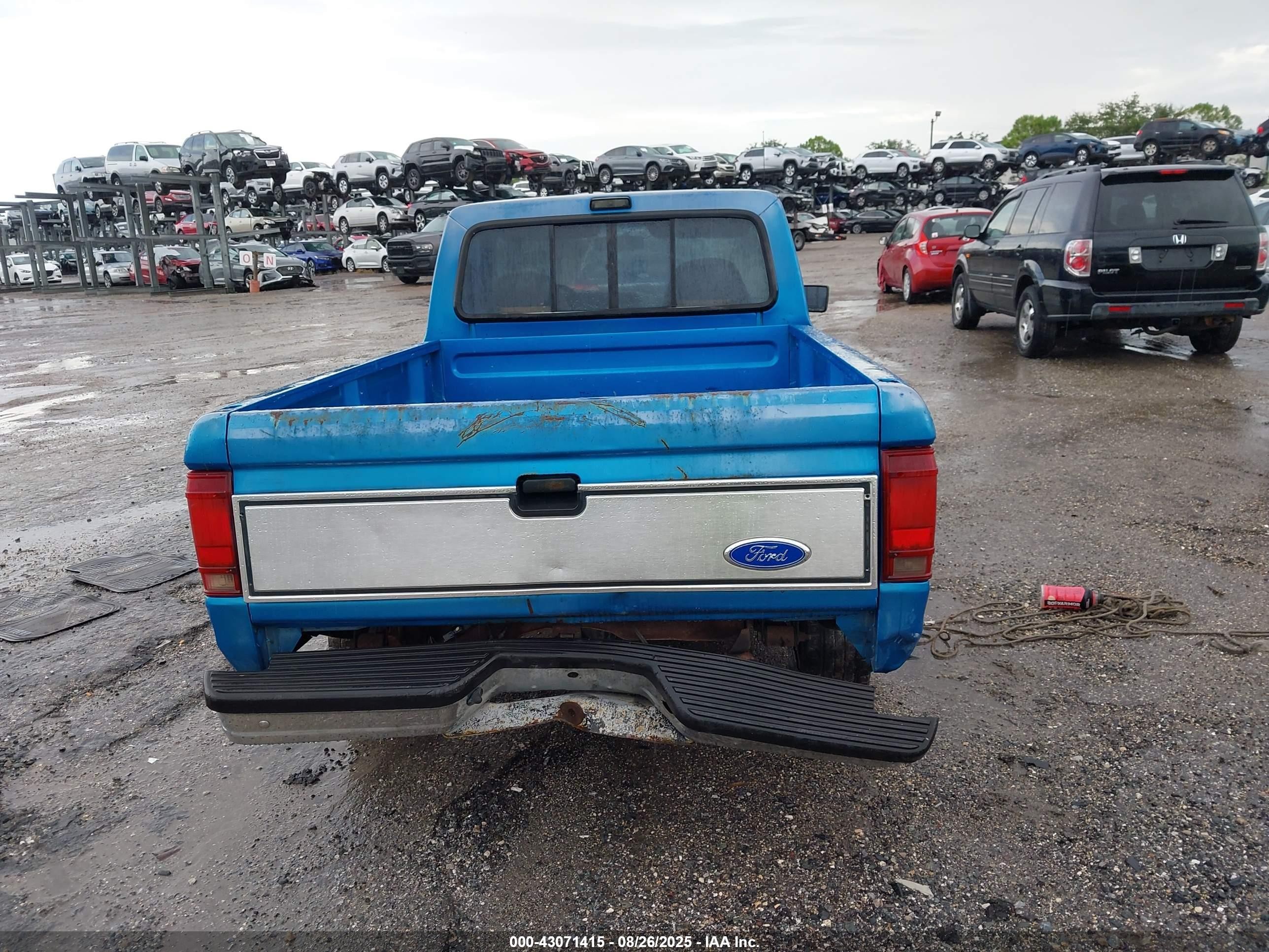 1992 Ford Ranger   Blue vin: 1FTCR10U3NUA04507
