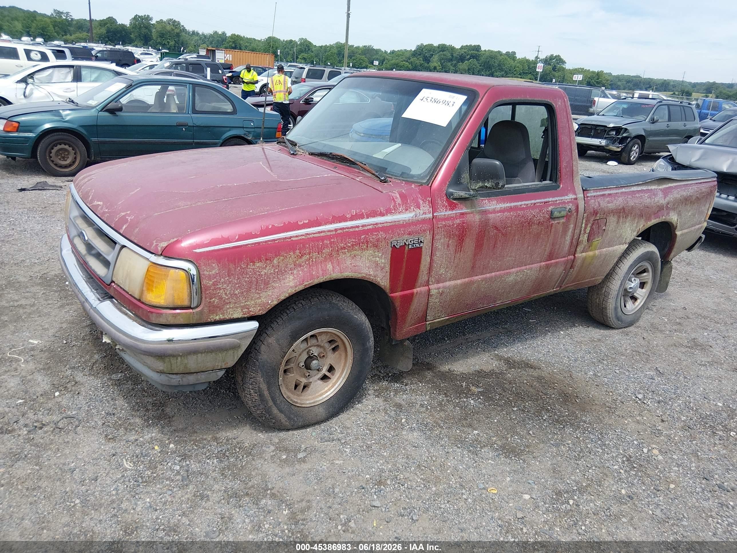 1996 Ford Ranger   Burgundy vin: 1FTCR10U3TPA94656