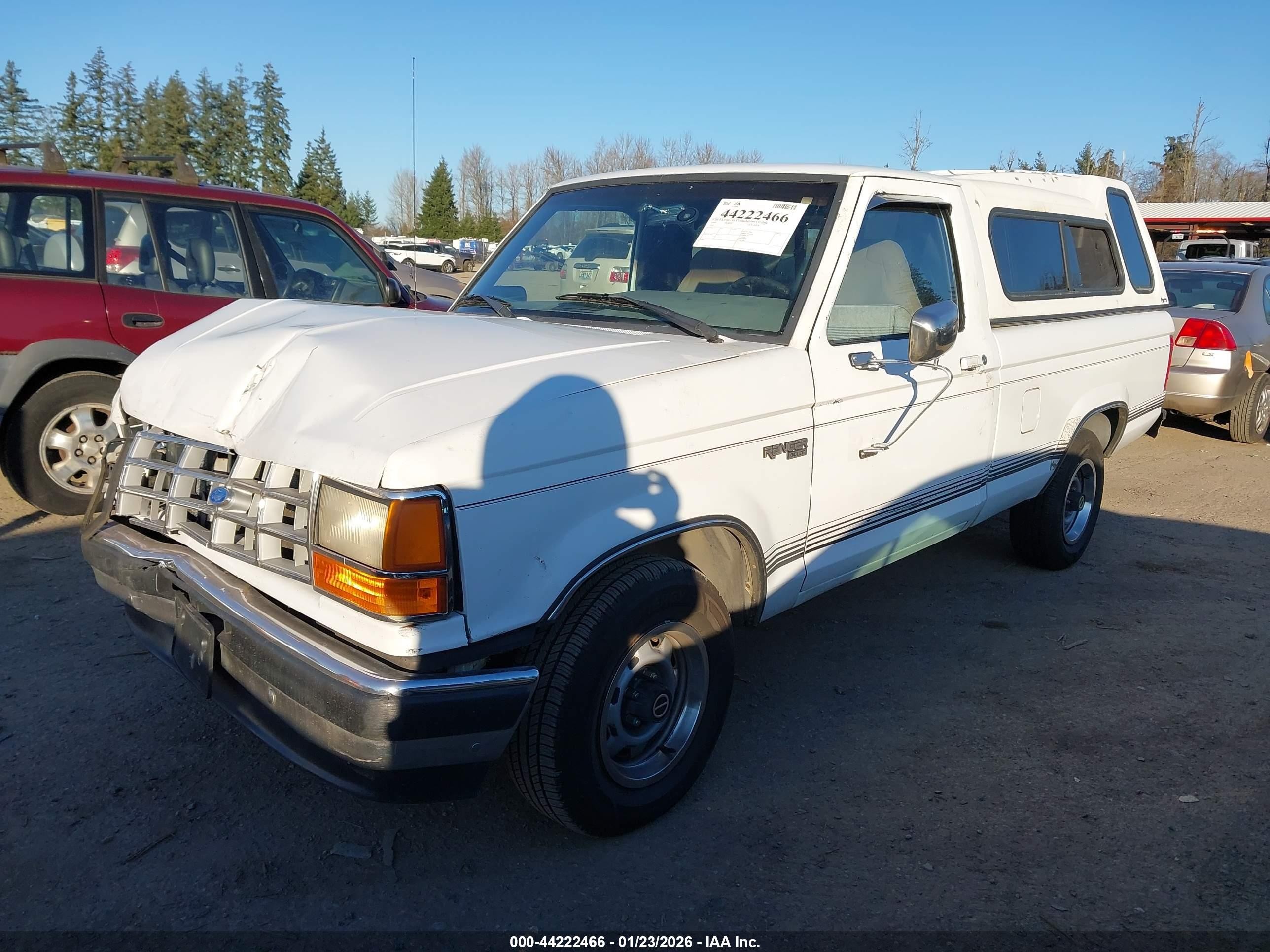 1992 Ford Ranger   Белый vin: 1FTCR10U4NTA13528