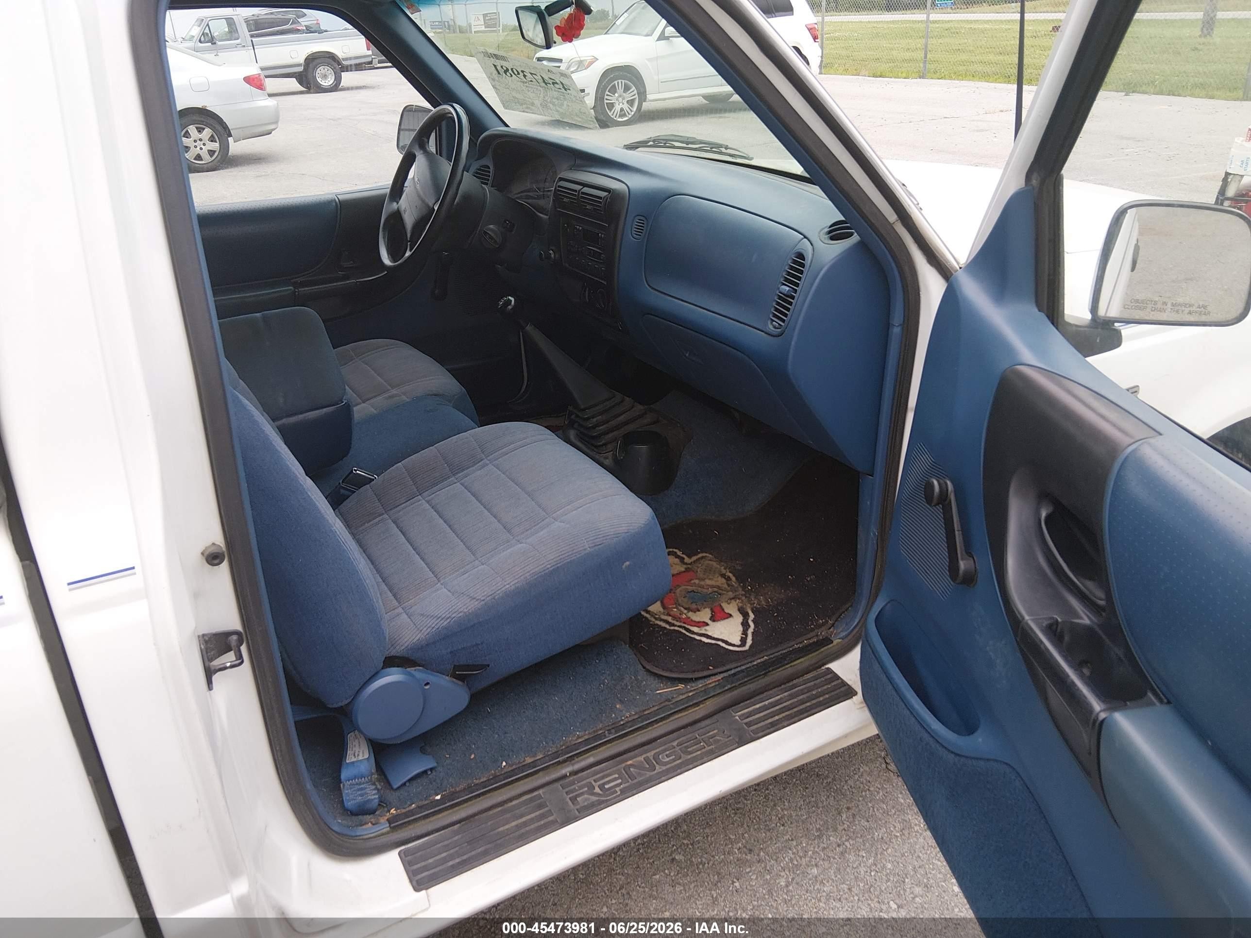 1996 Ford Ranger   White vin: 1FTCR10U4TPA97159