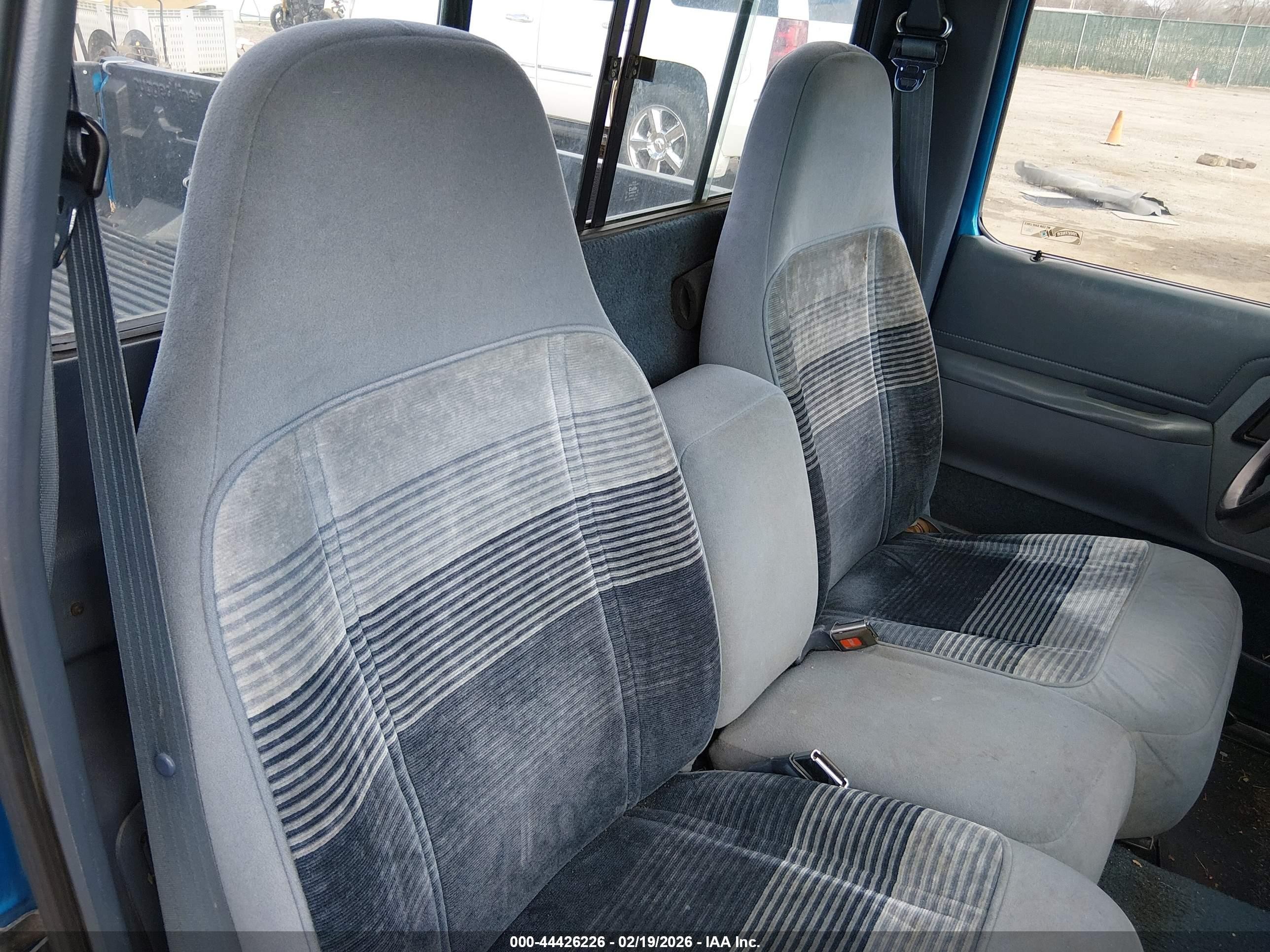 1992 Ford Ranger   Синий vin: 1FTCR10U5NPA88781