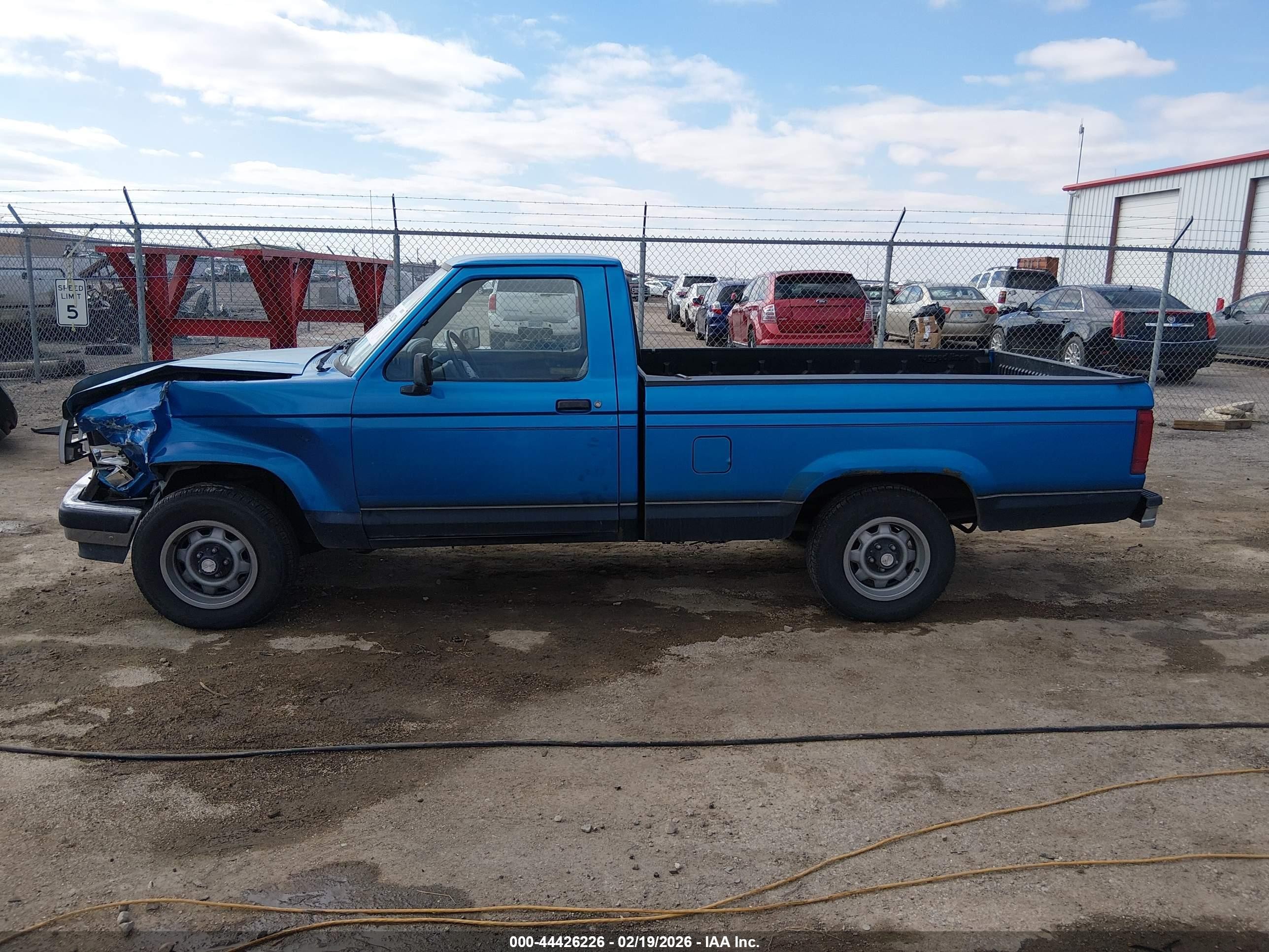 1992 Ford Ranger   Синий vin: 1FTCR10U5NPA88781