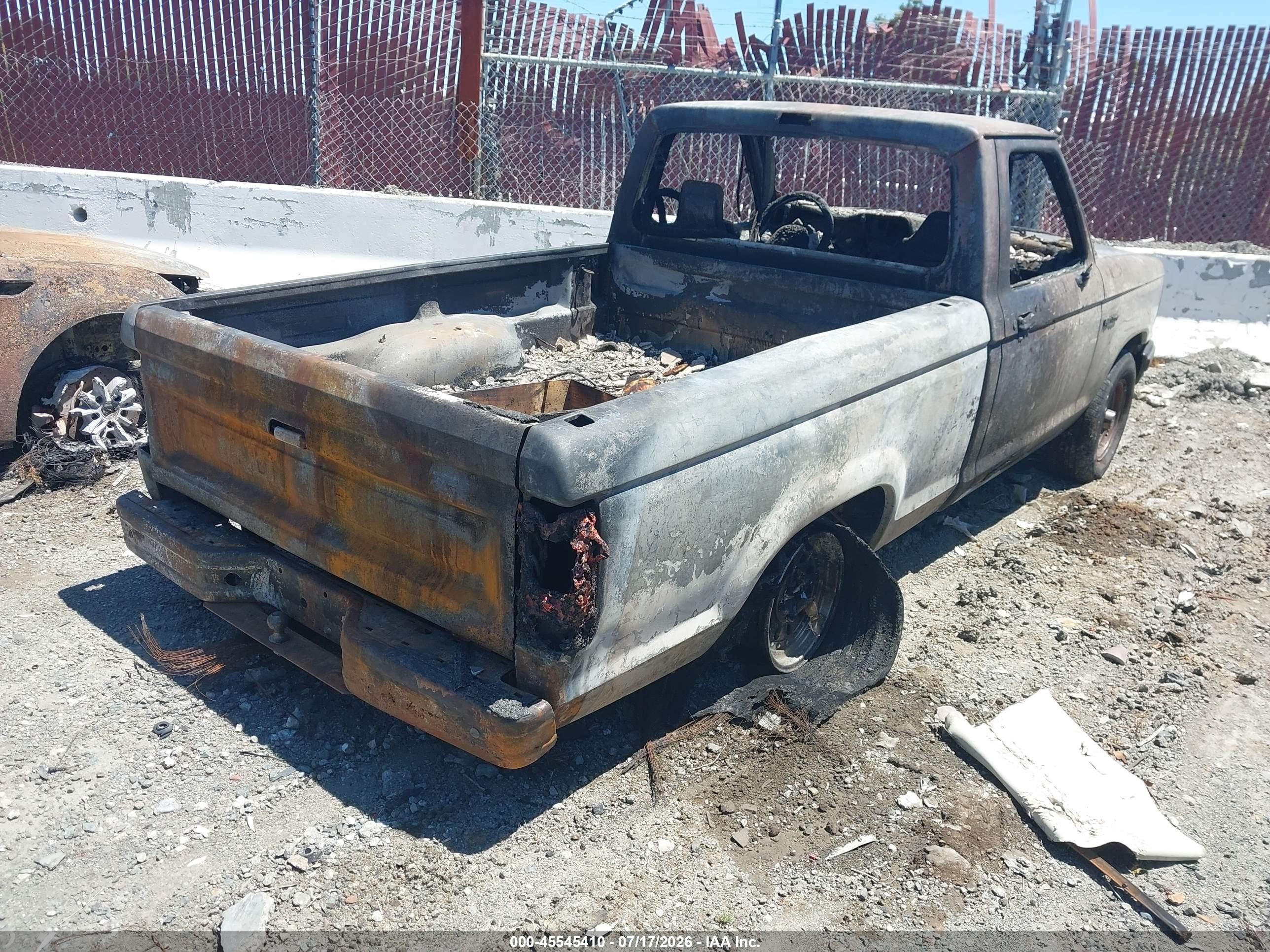 1992 Ford Ranger   White vin: 1FTCR10U5NUC53777