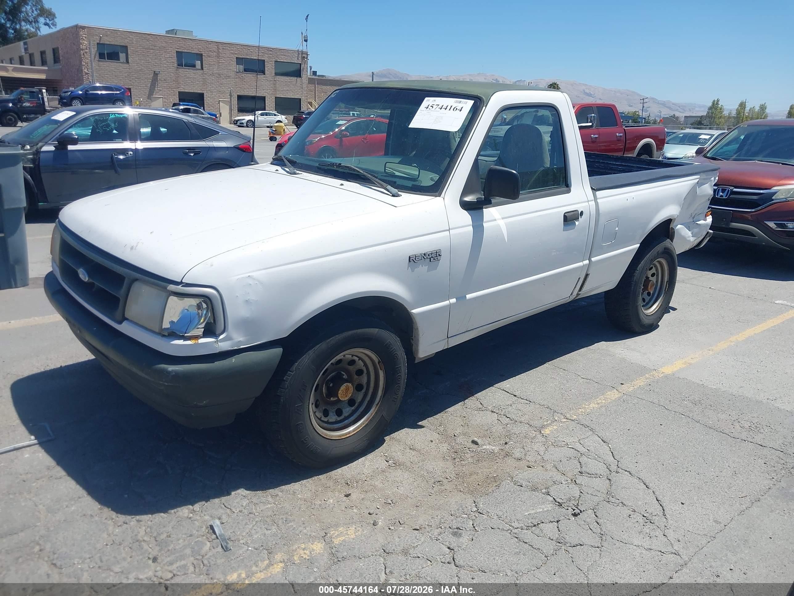 1996 Ford Ranger   White vin: 1FTCR10U5TUD39264